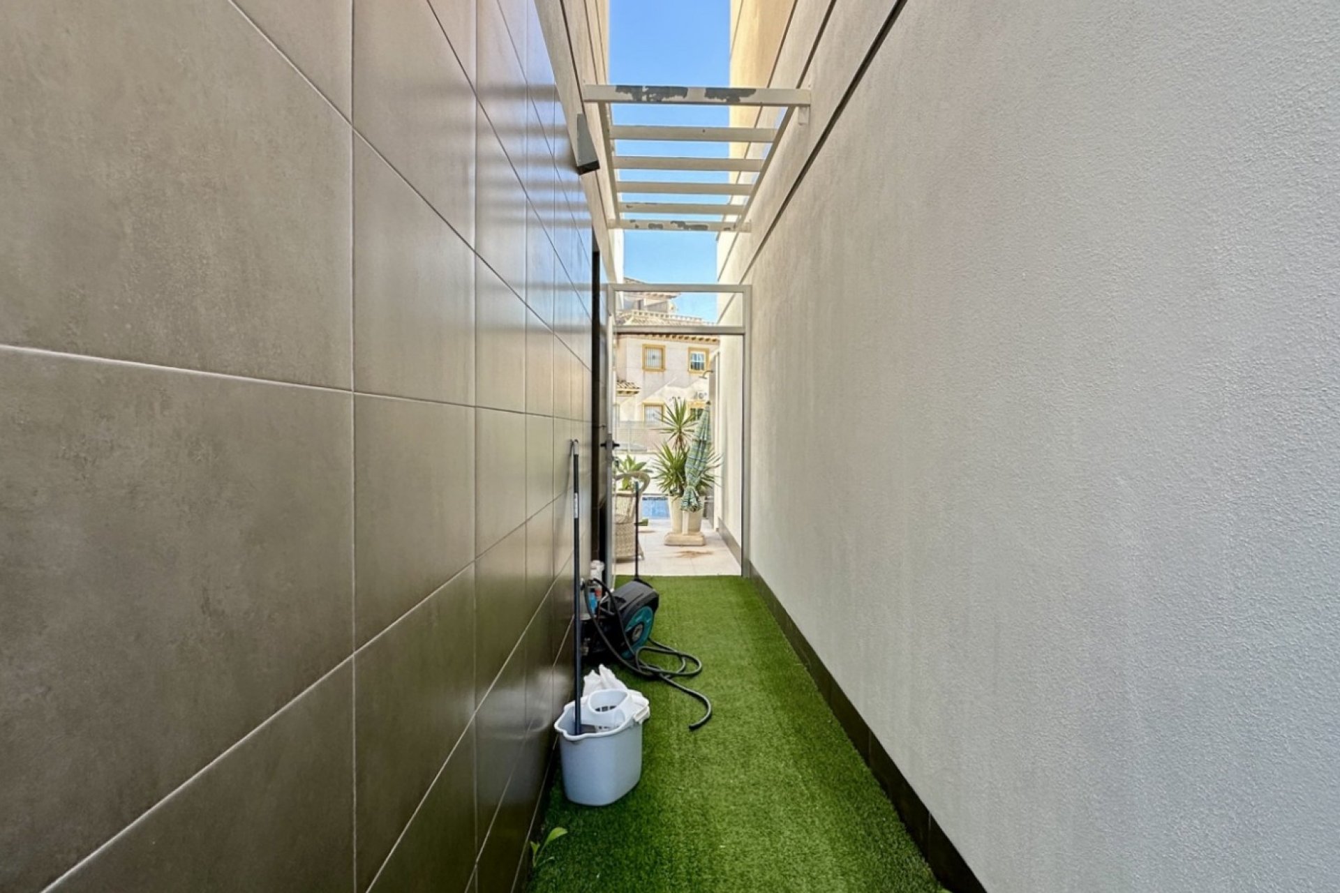 Resale - Villa -
Orihuela Costa - Lomas de Cabo Roig