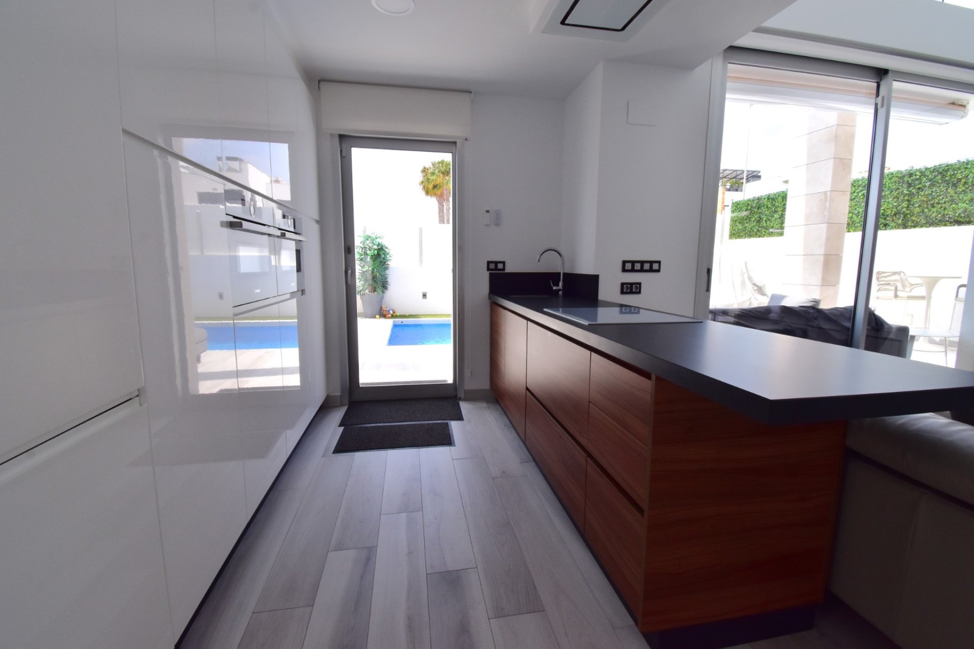 Resale - Villa -
Orihuela Costa - Lomas de Cabo Roig