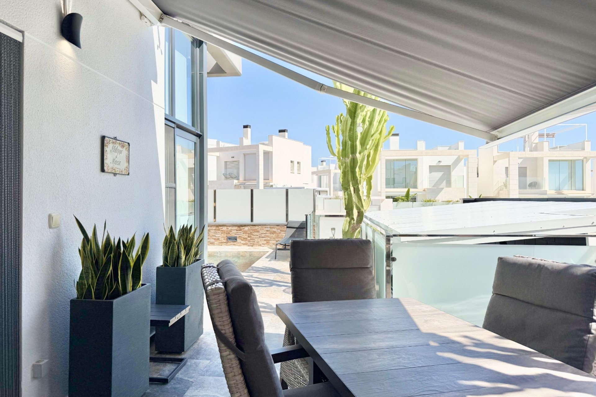 Resale - Villa -
Orihuela Costa - Lomas de Cabo Roig