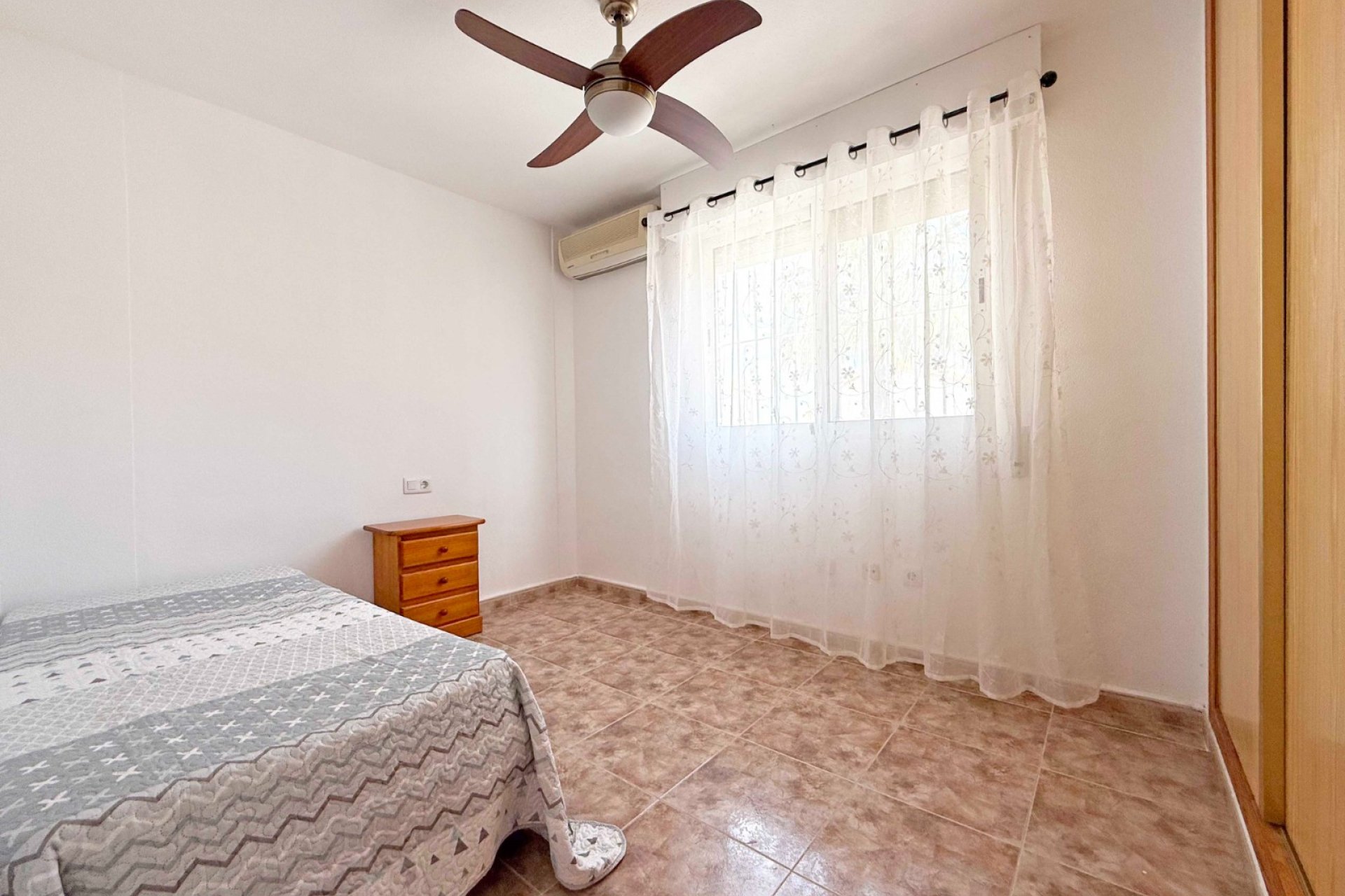 Resale - Villa -
Orihuela Costa - Los Altos