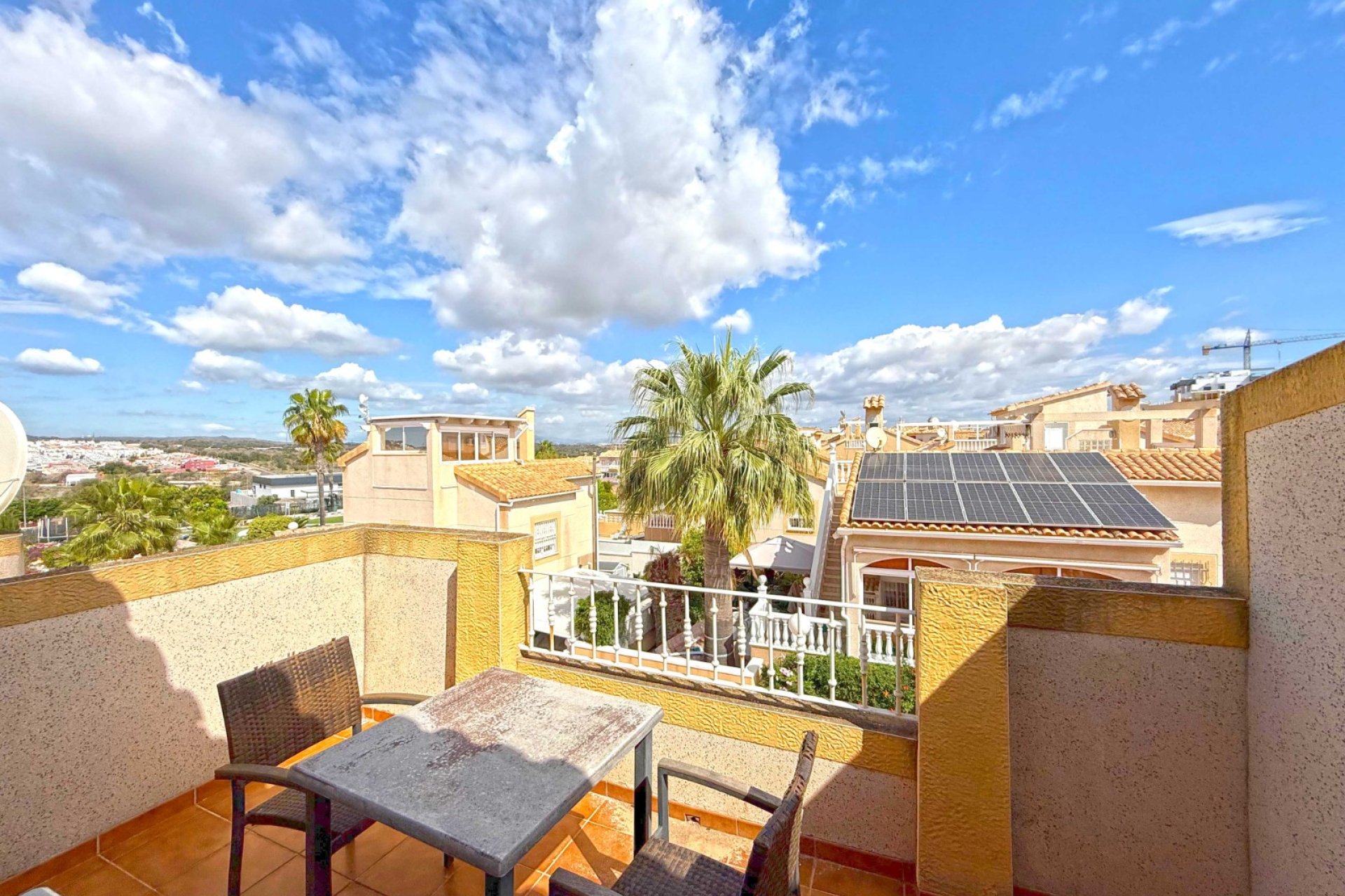 Resale - Villa -
Orihuela Costa - Los Altos