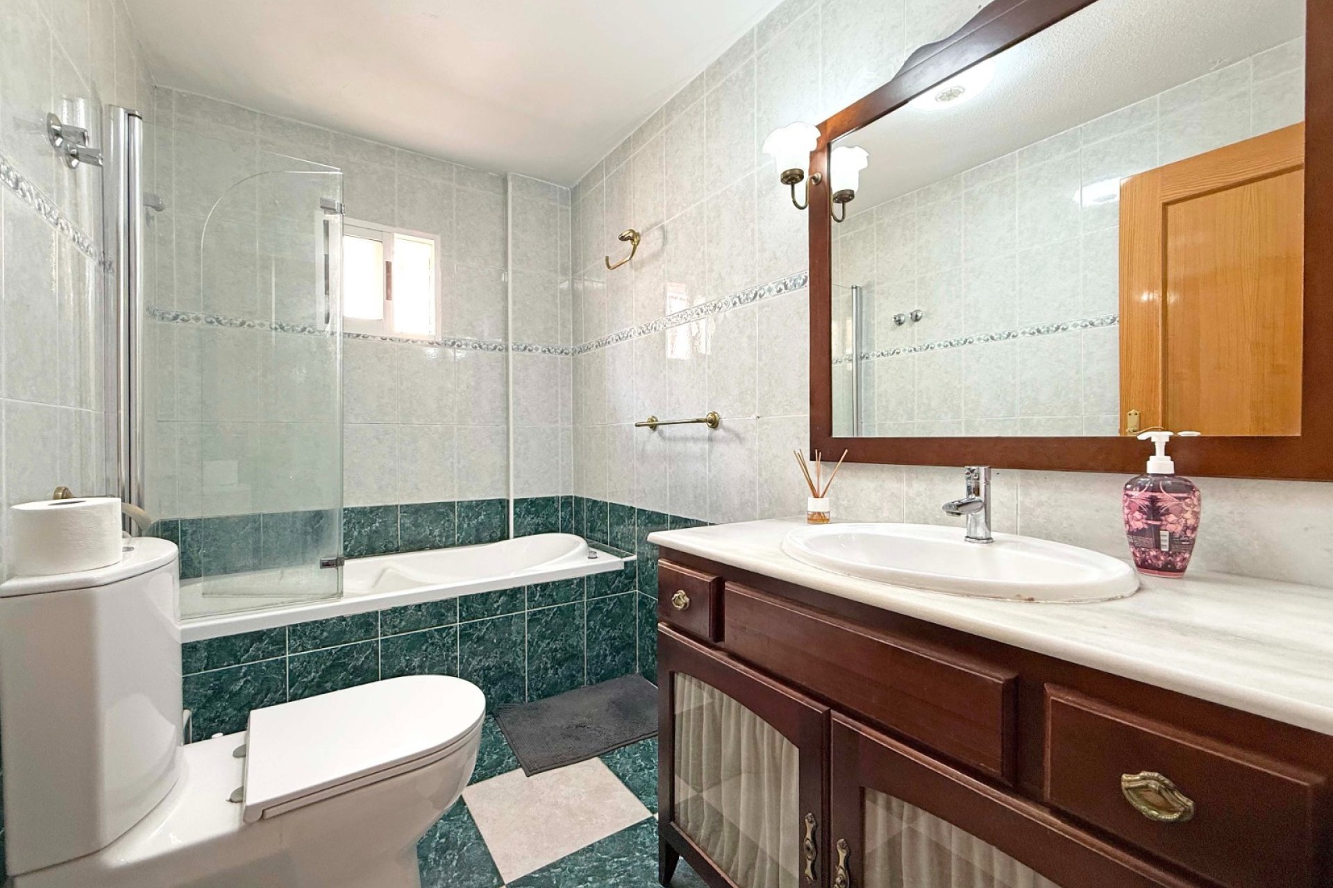 Resale - Villa -
Orihuela Costa - Los Altos