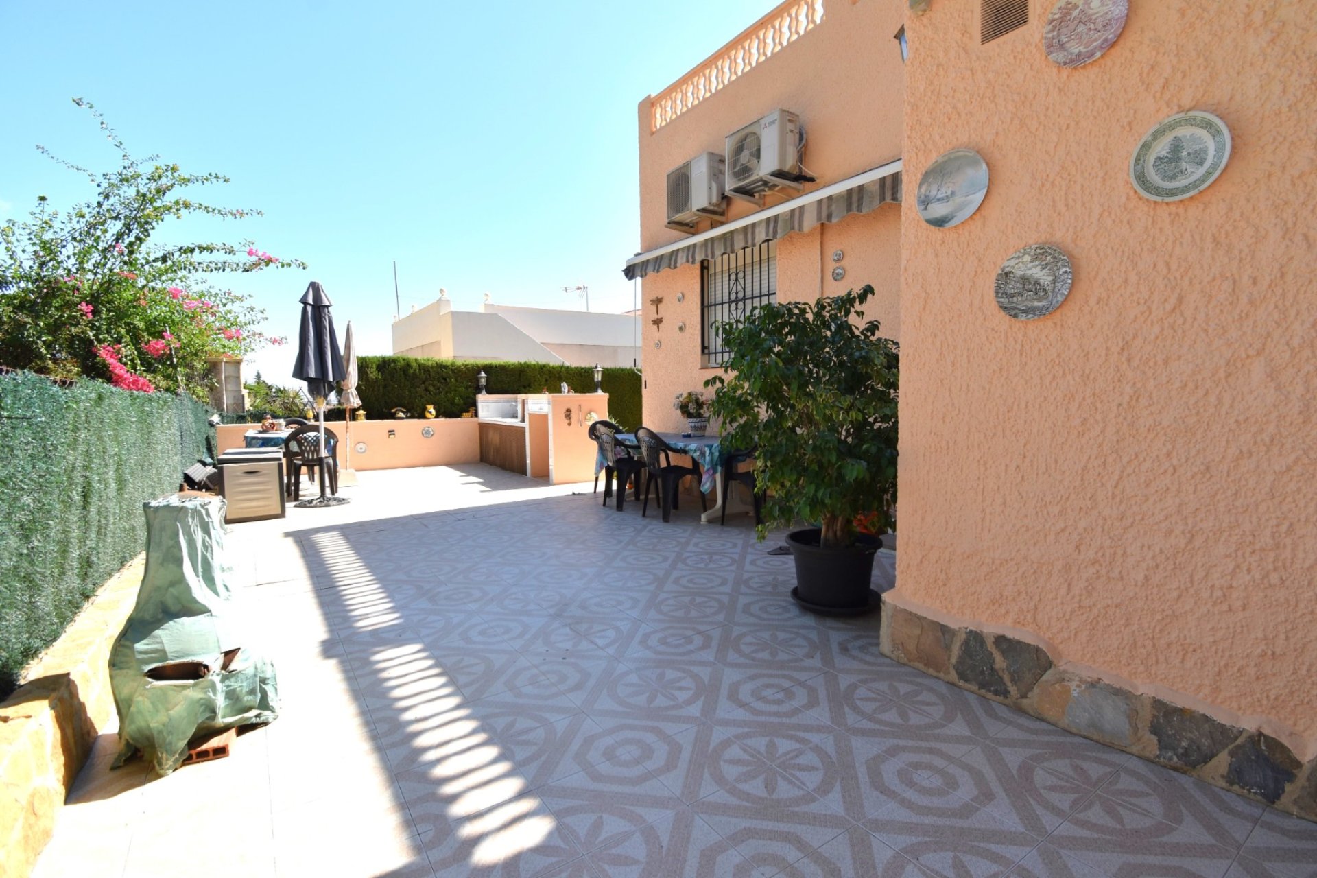 Resale - Villa -
Orihuela Costa - Los Balcones