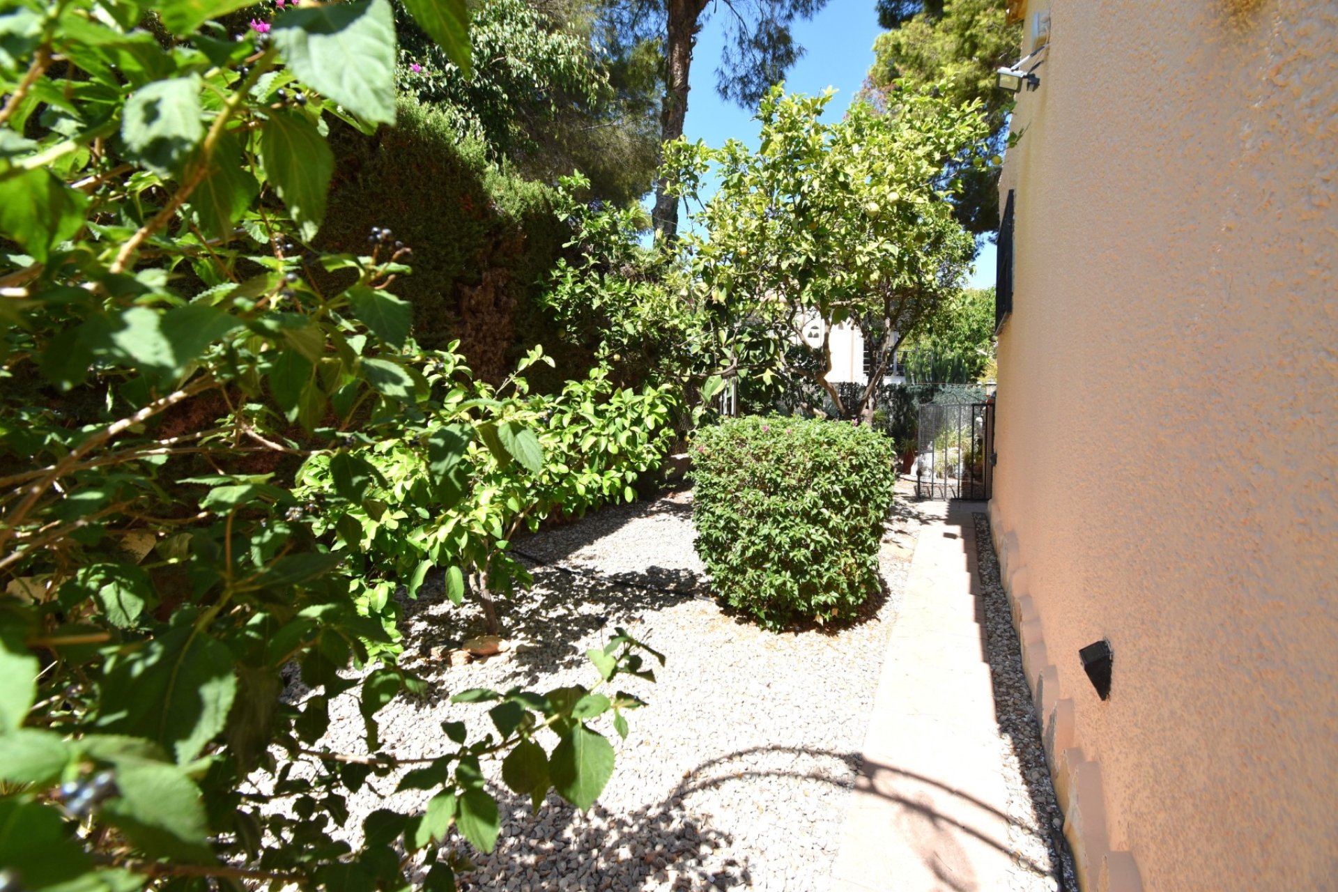 Resale - Villa -
Orihuela Costa - Los Balcones