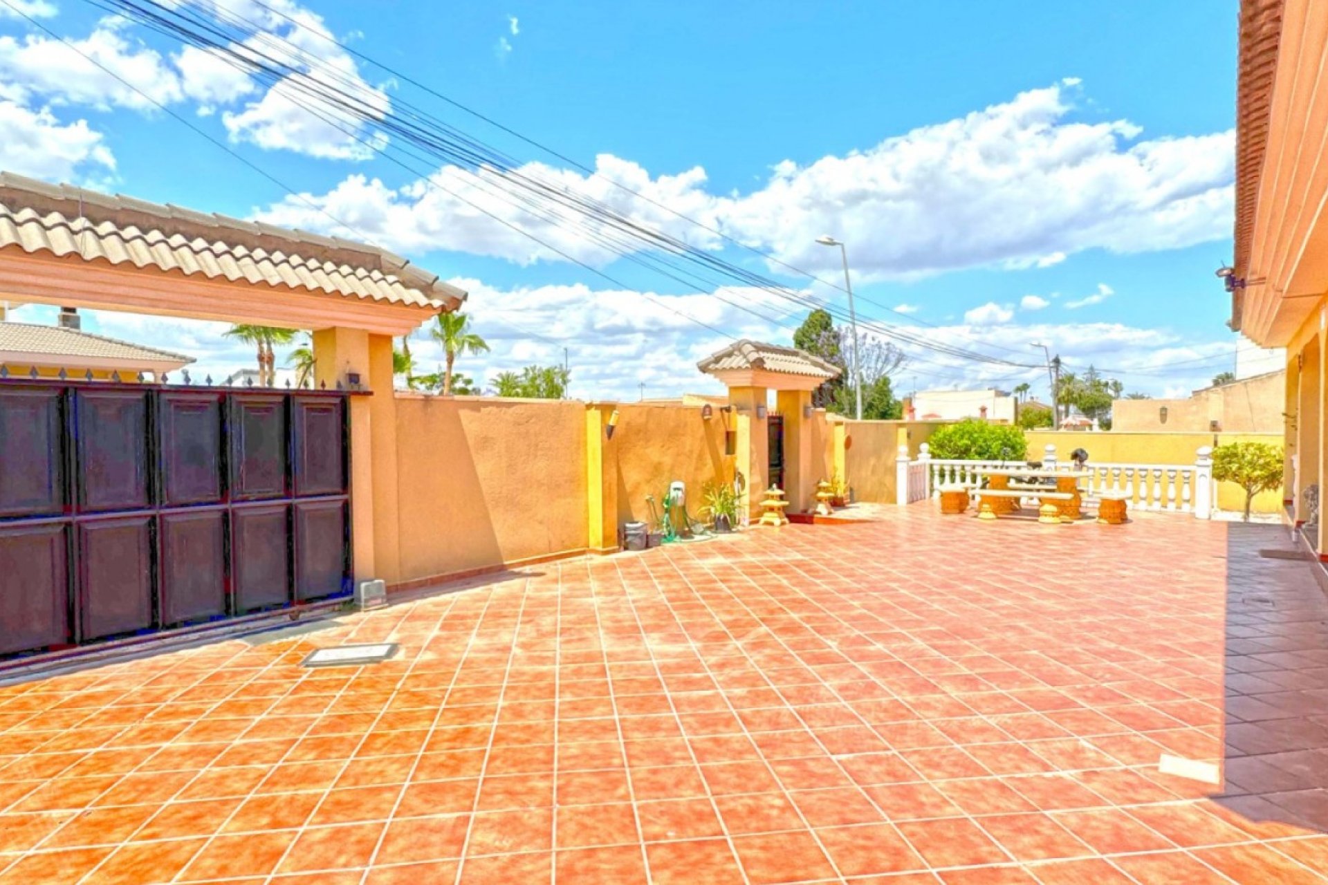 Resale - Villa -
Orihuela Costa - Los Balcones