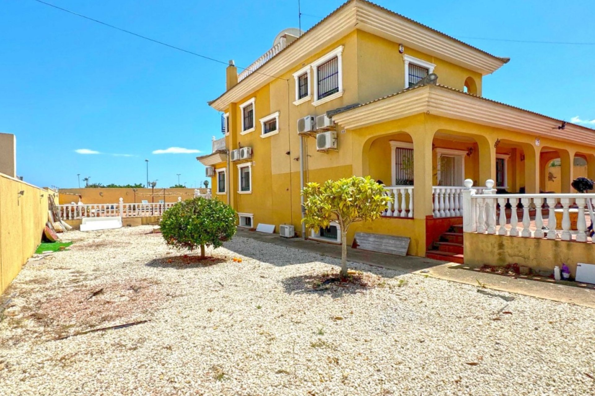 Resale - Villa -
Orihuela Costa - Los Balcones