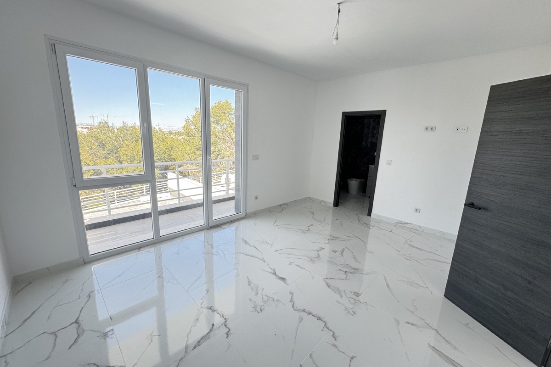 Resale - Villa -
Orihuela Costa - Los Balcones