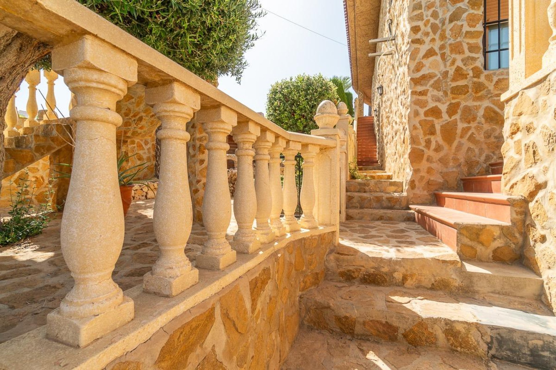 Resale - Villa -
Orihuela Costa - Los Balcones