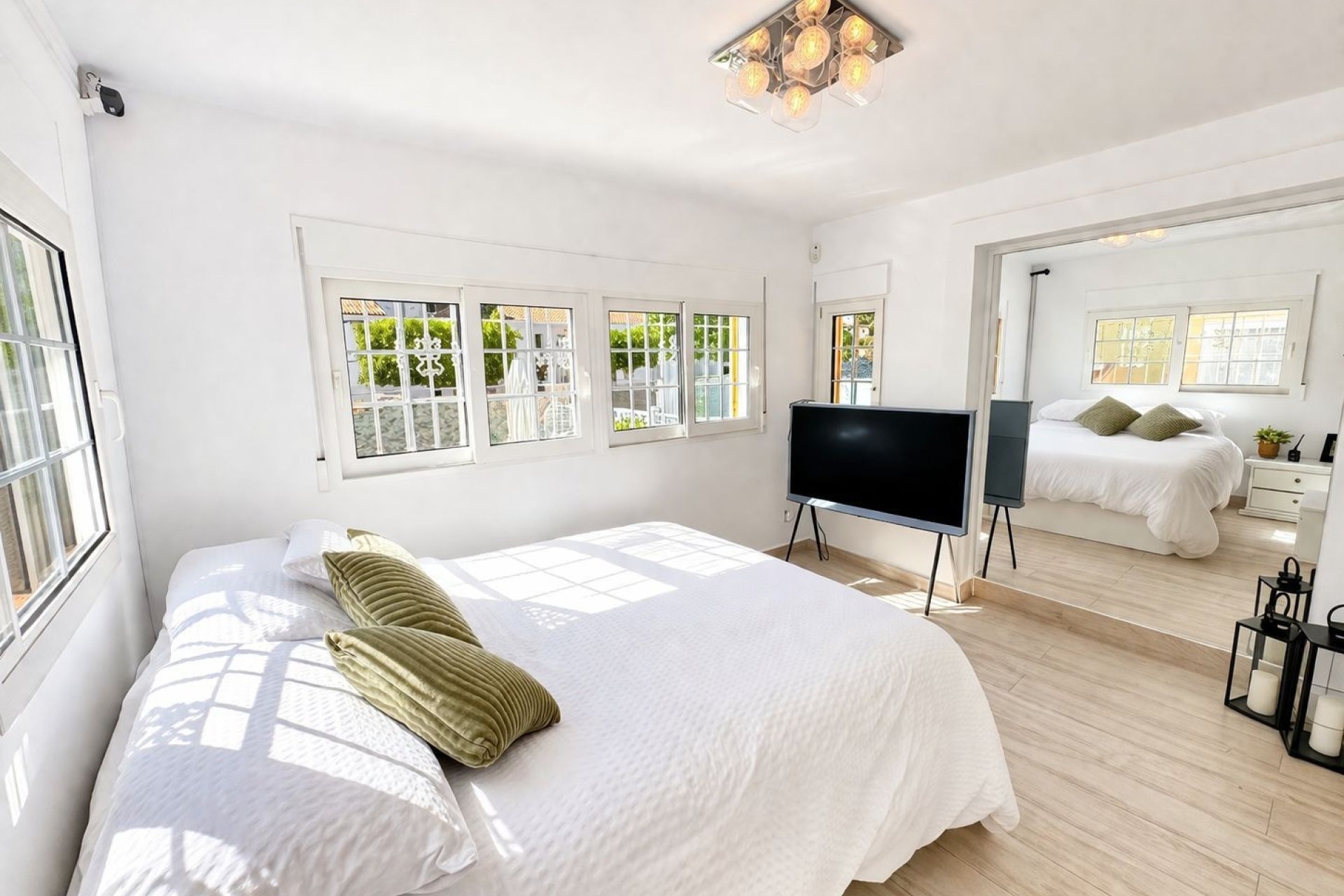Resale - Villa -
Orihuela Costa - Los Dolses