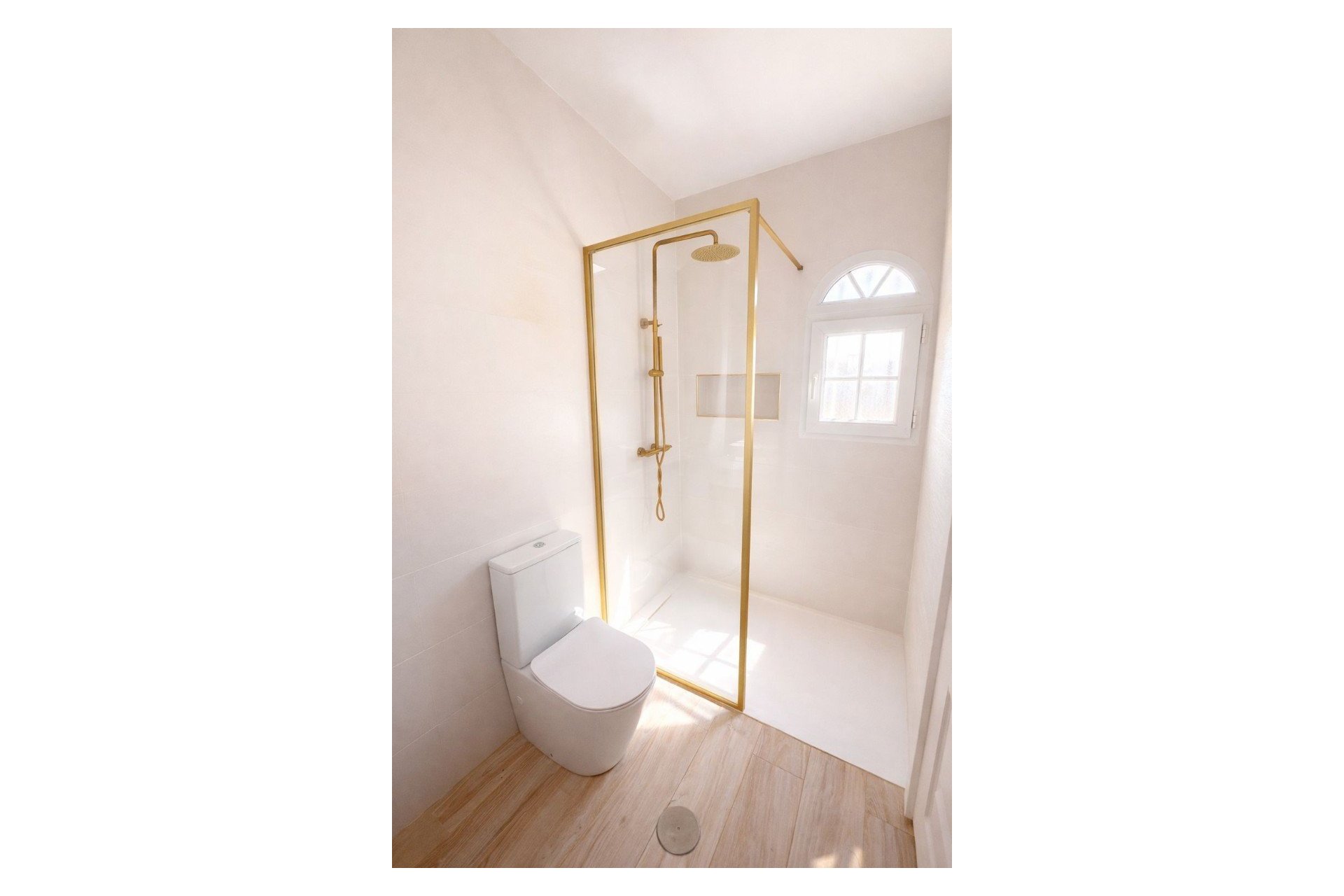 Resale - Villa -
Orihuela Costa - Los Dolses