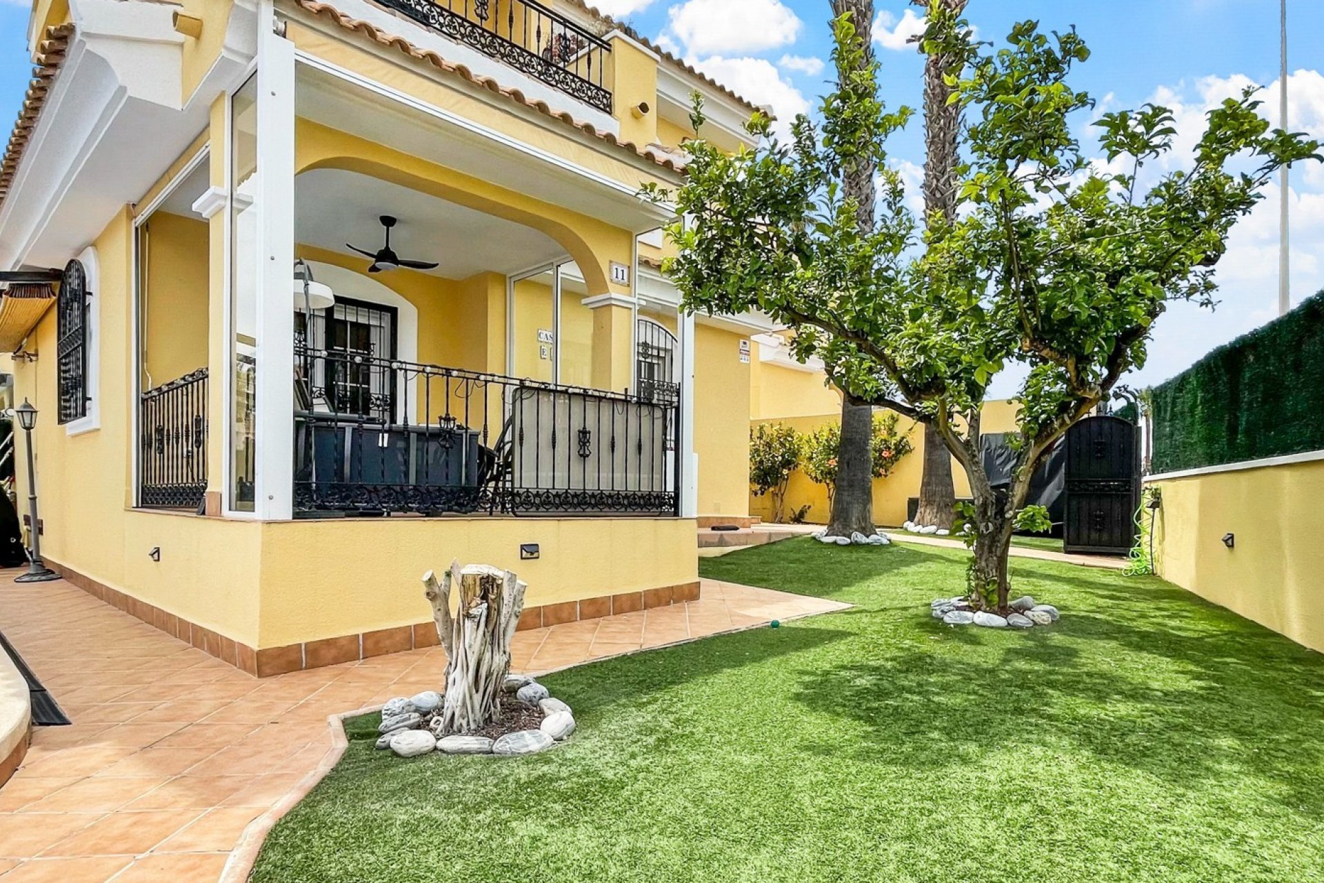 Resale - Villa -
Orihuela Costa - Los Dolses