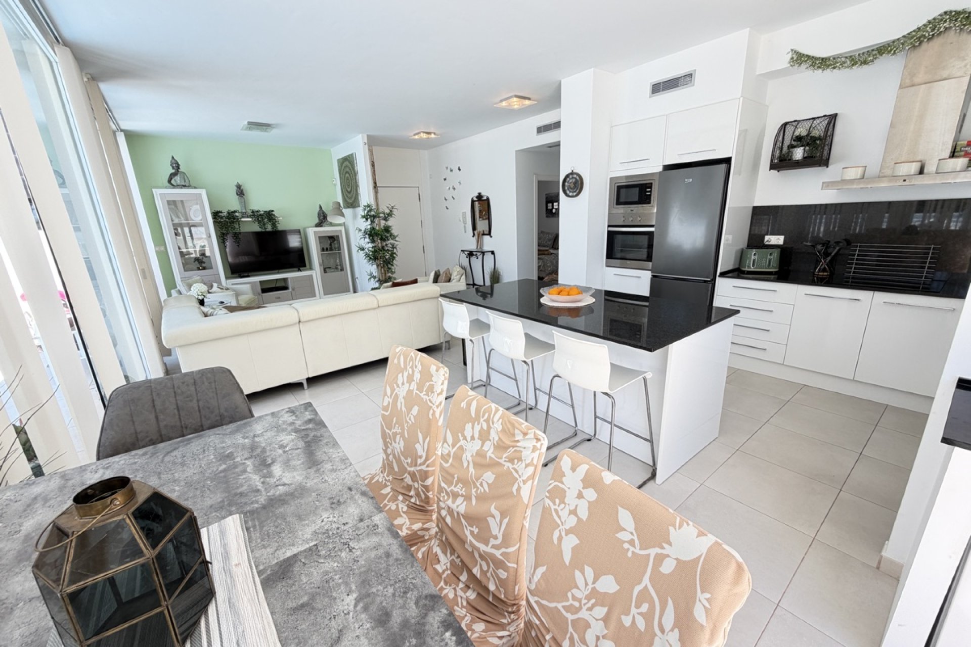 Resale - Villa -
Orihuela Costa - Mil Palmeras