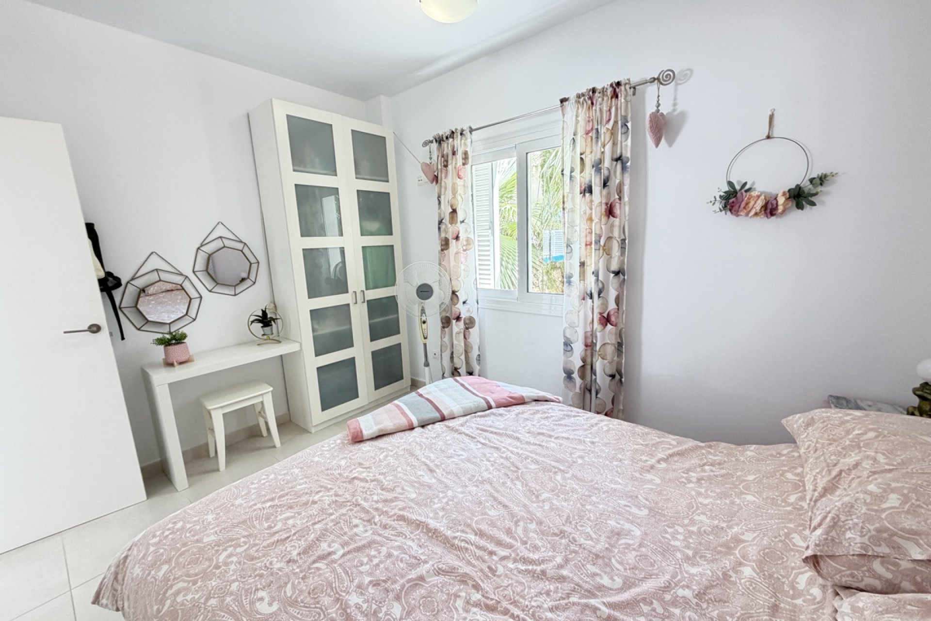 Resale - Villa -
Orihuela Costa - Mil Palmeras