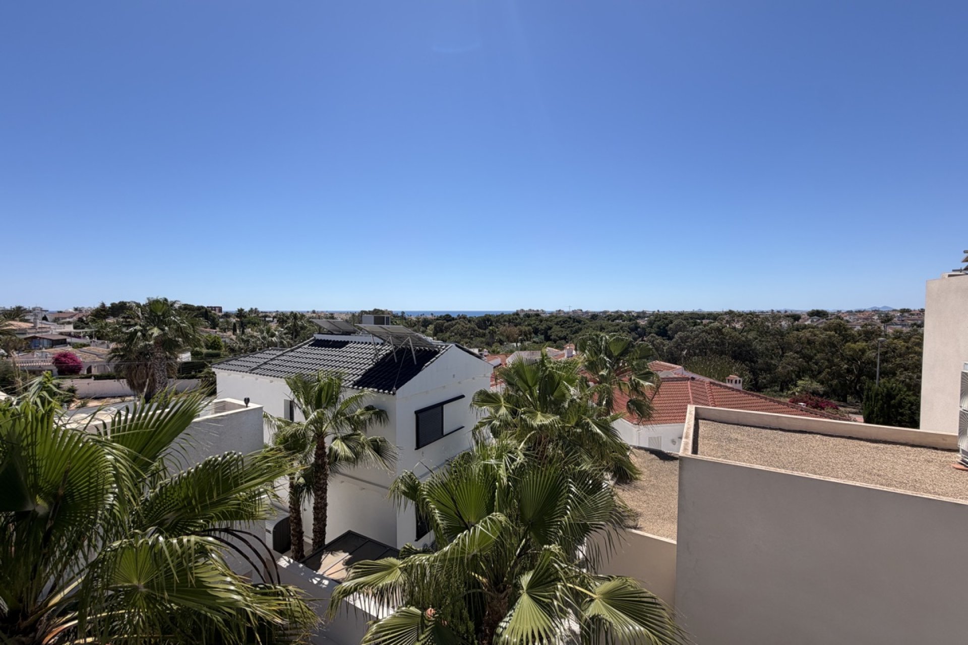 Resale - Villa -
Orihuela Costa - Mil Palmeras