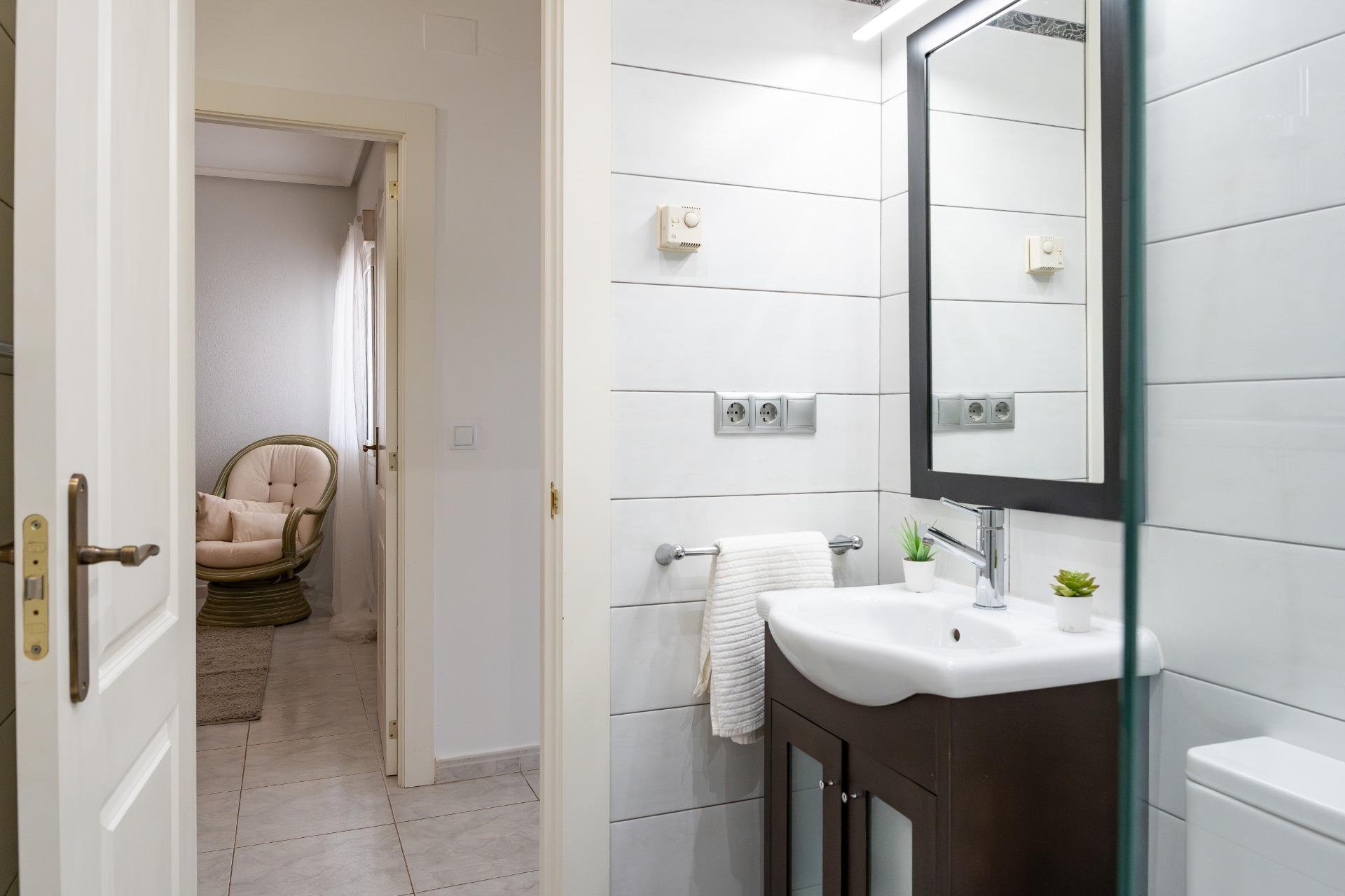 Resale - Villa -
Orihuela Costa - Playa Flamenca