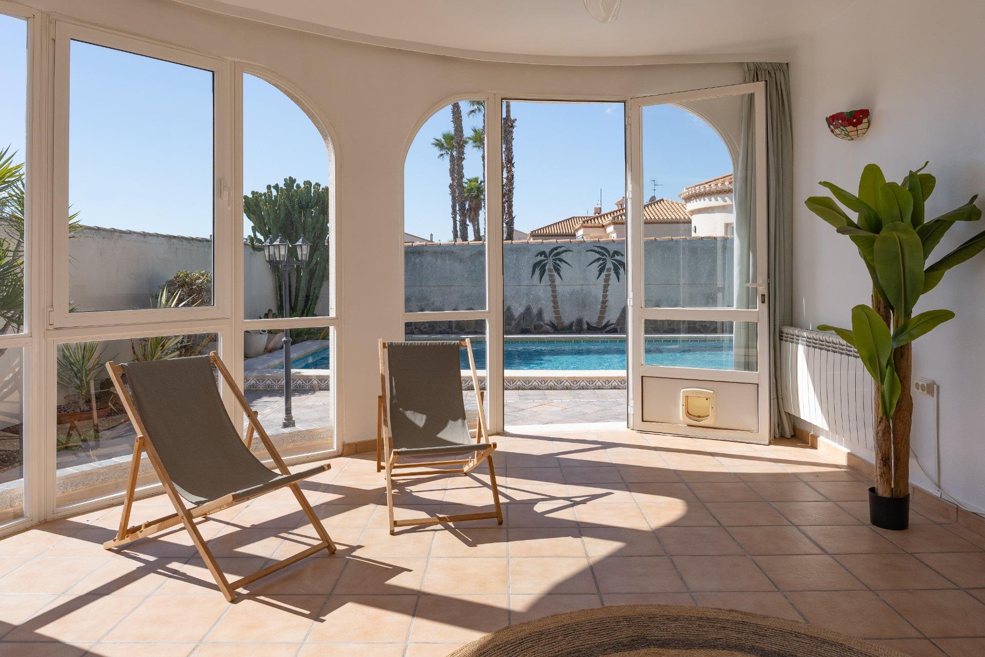 Resale - Villa -
Orihuela Costa - Playa Flamenca