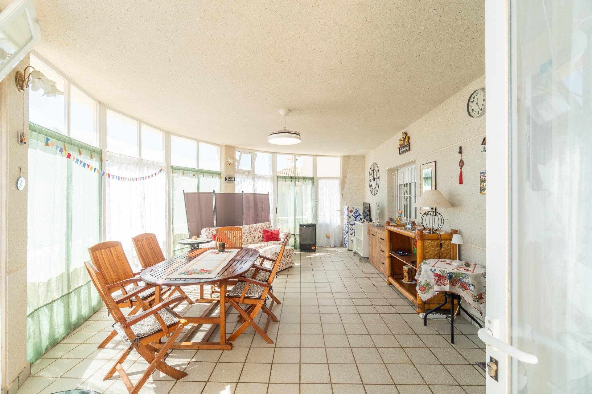 Resale - Villa -
Orihuela Costa - Playa Flamenca