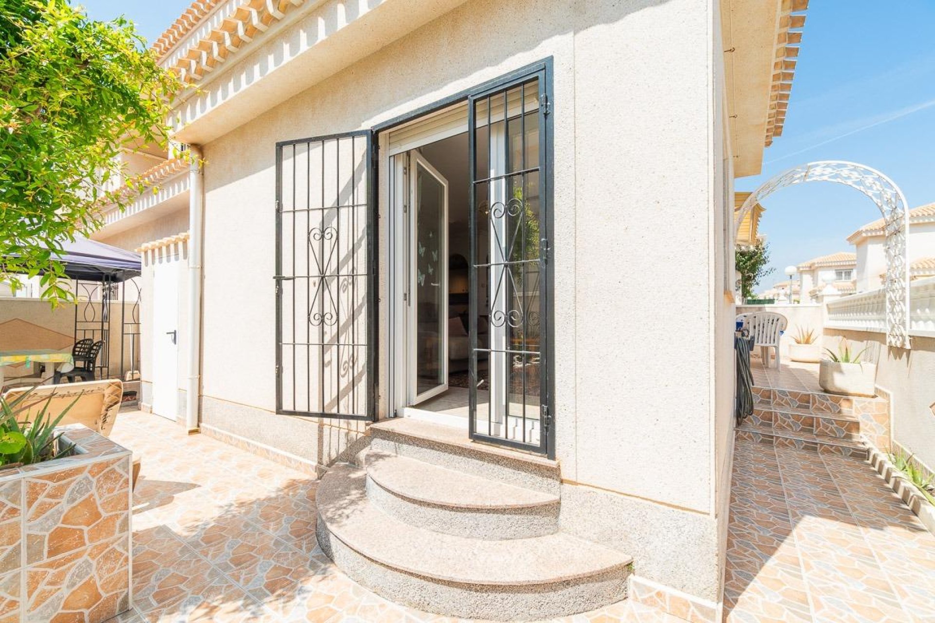 Resale - Villa -
Orihuela Costa - Playa Flamenca