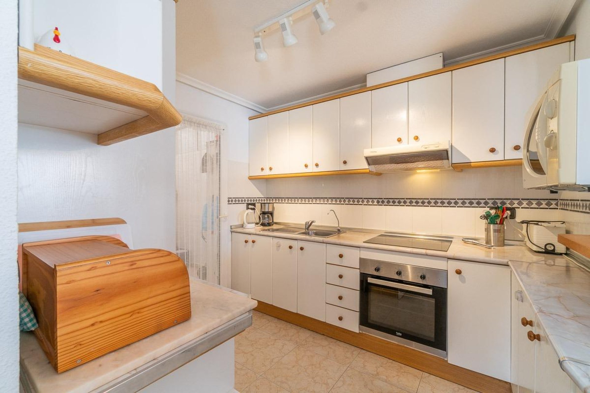 Resale - Villa -
Orihuela Costa - Playa Flamenca