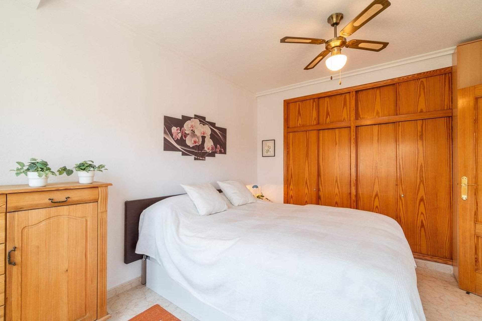 Resale - Villa -
Orihuela Costa - Playa Flamenca