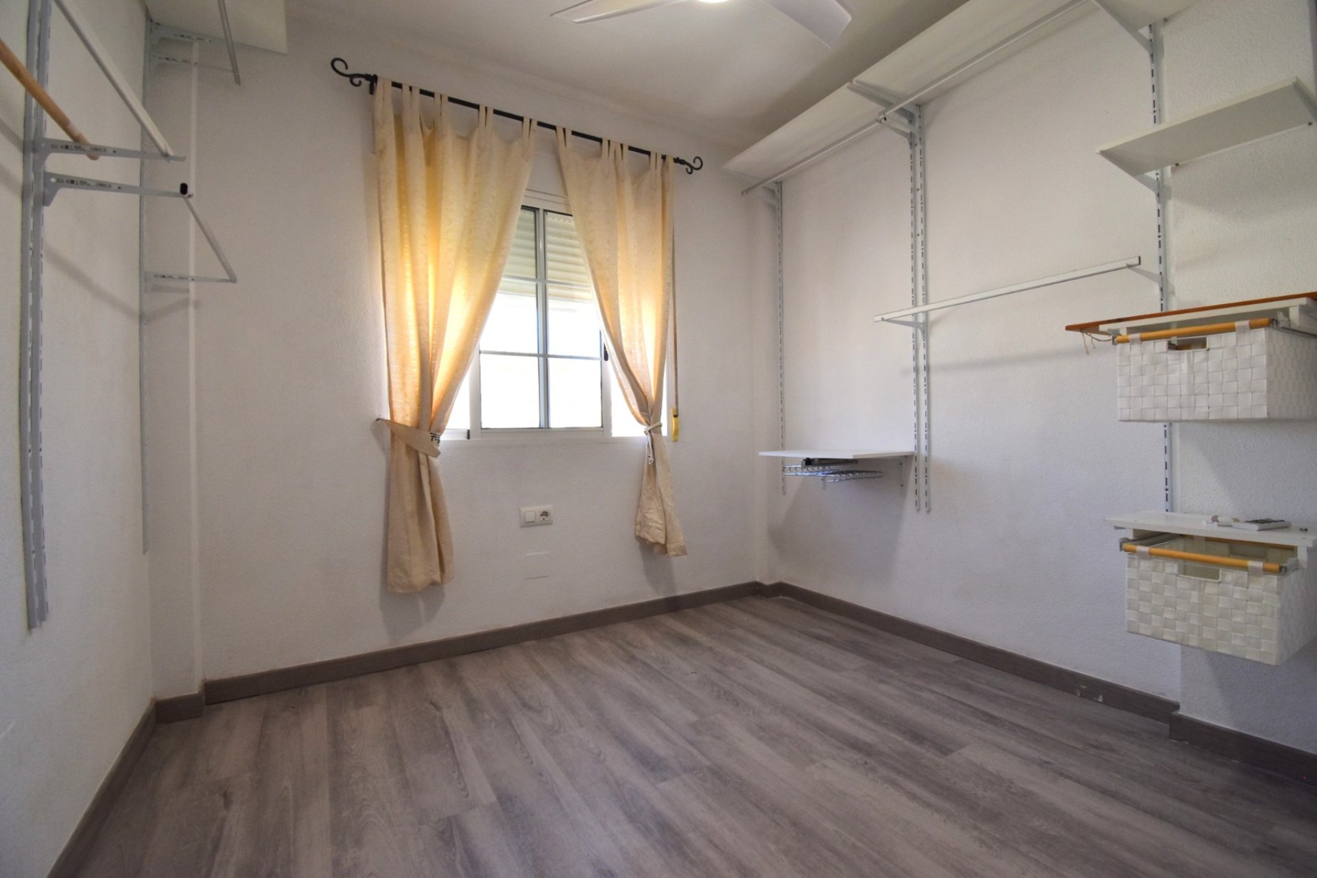 Resale - Villa -
Orihuela Costa - Playa Flamenca