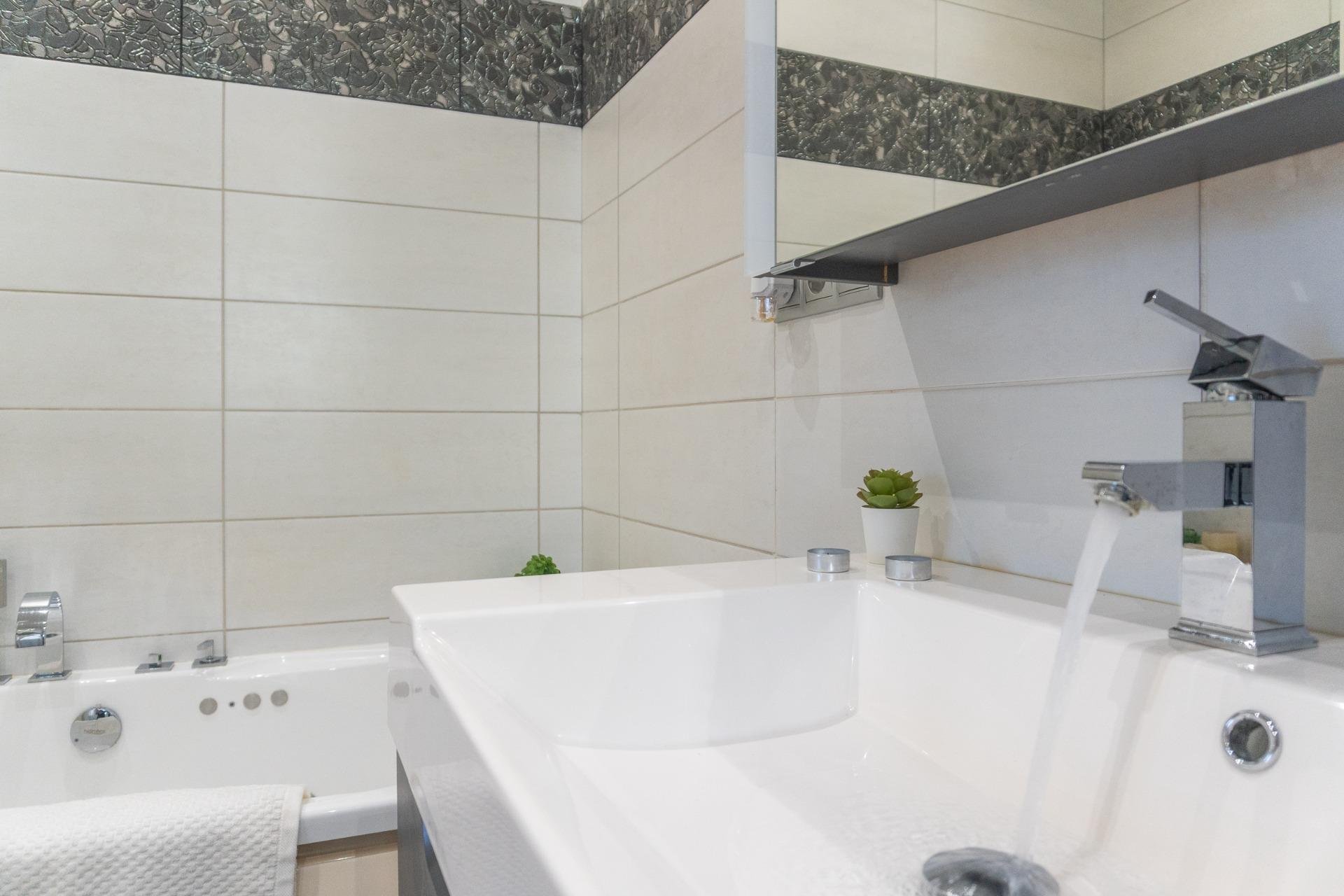 Resale - Villa -
Orihuela Costa - Playa Flamenca