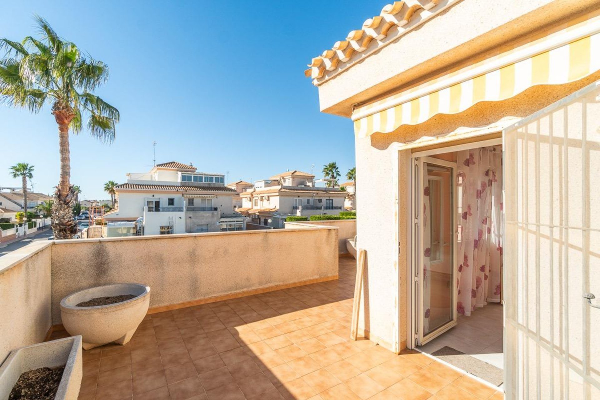 Resale - Villa -
Orihuela Costa - Playa Flamenca