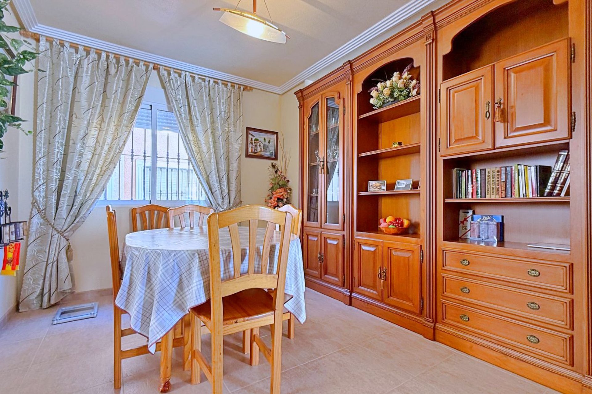 Resale - Villa -
Orihuela Costa - Punta Prima