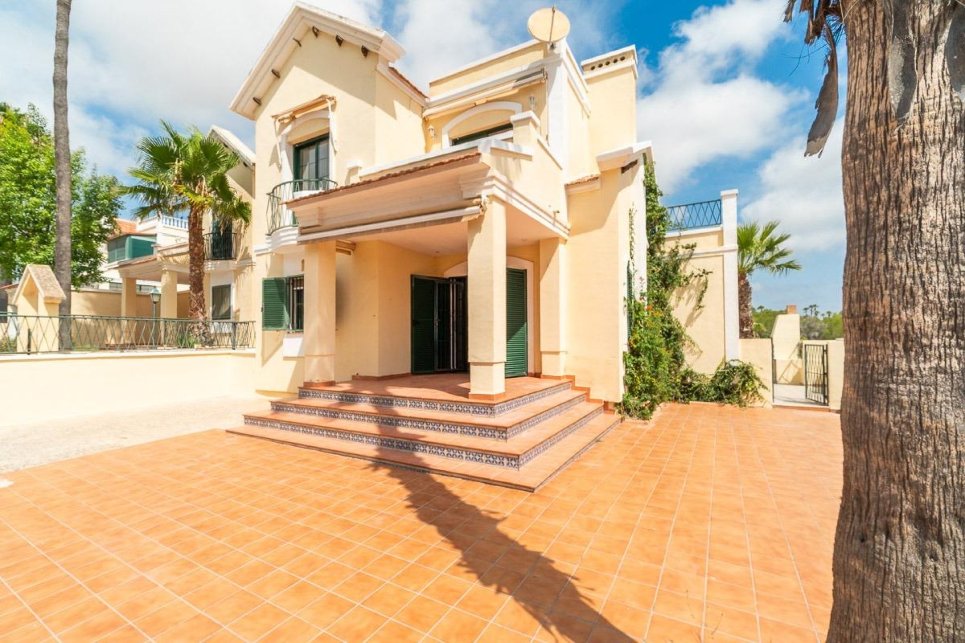 Resale - Villa -
Orihuela Costa - Villamartín-Las Filipinas
