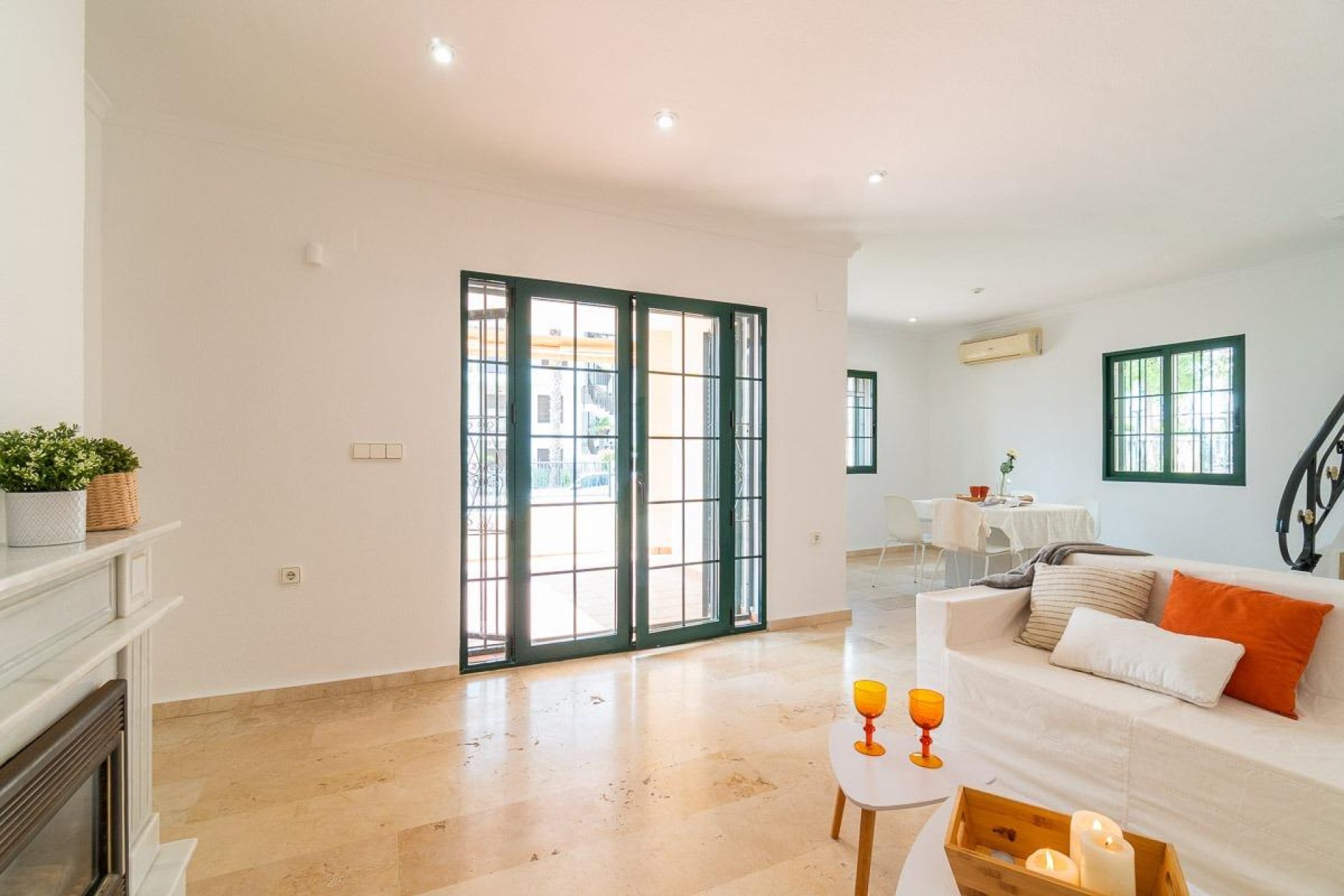 Resale - Villa -
Orihuela Costa - Villamartín-Las Filipinas
