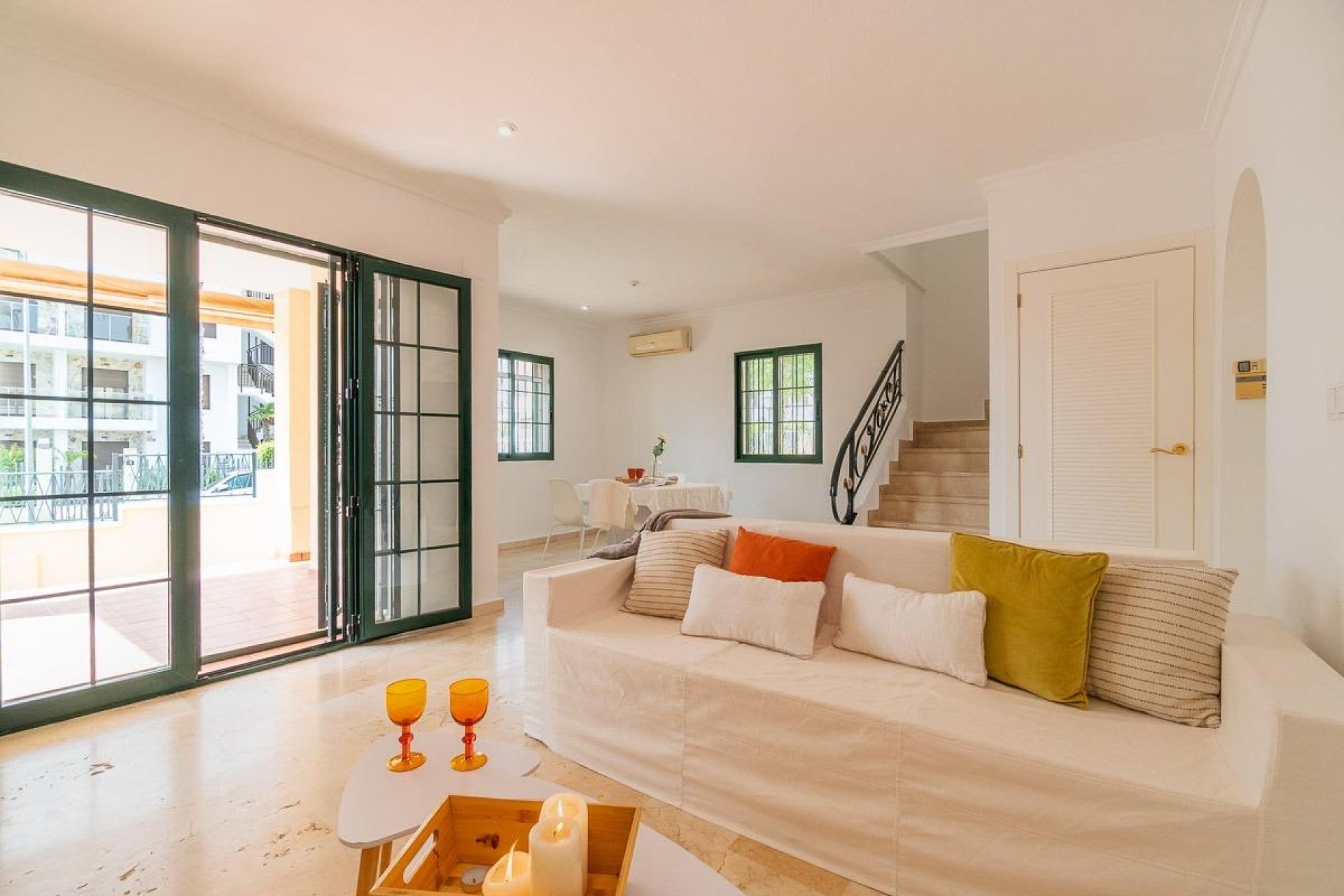 Resale - Villa -
Orihuela Costa - Villamartín-Las Filipinas