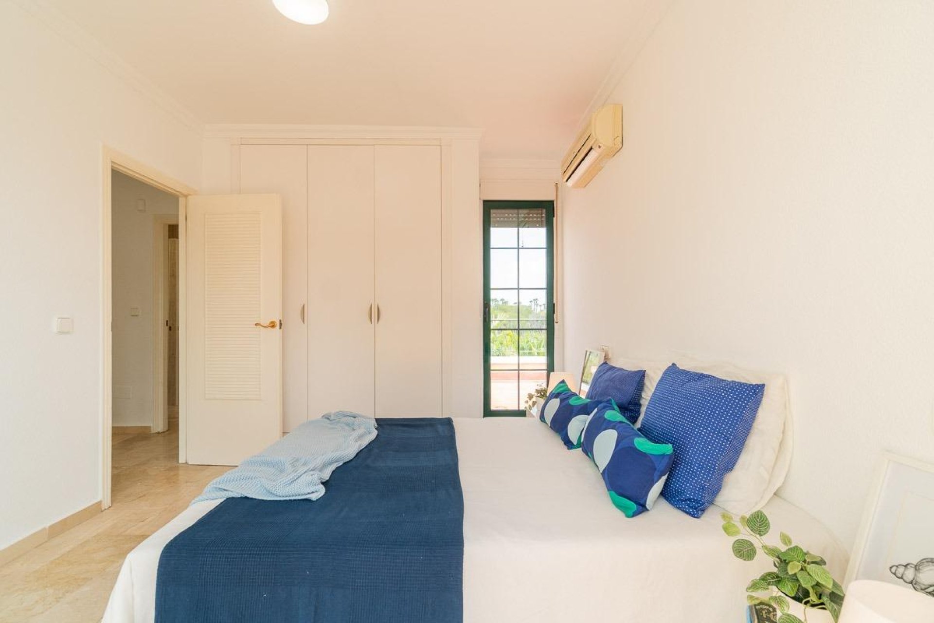 Resale - Villa -
Orihuela Costa - Villamartín-Las Filipinas