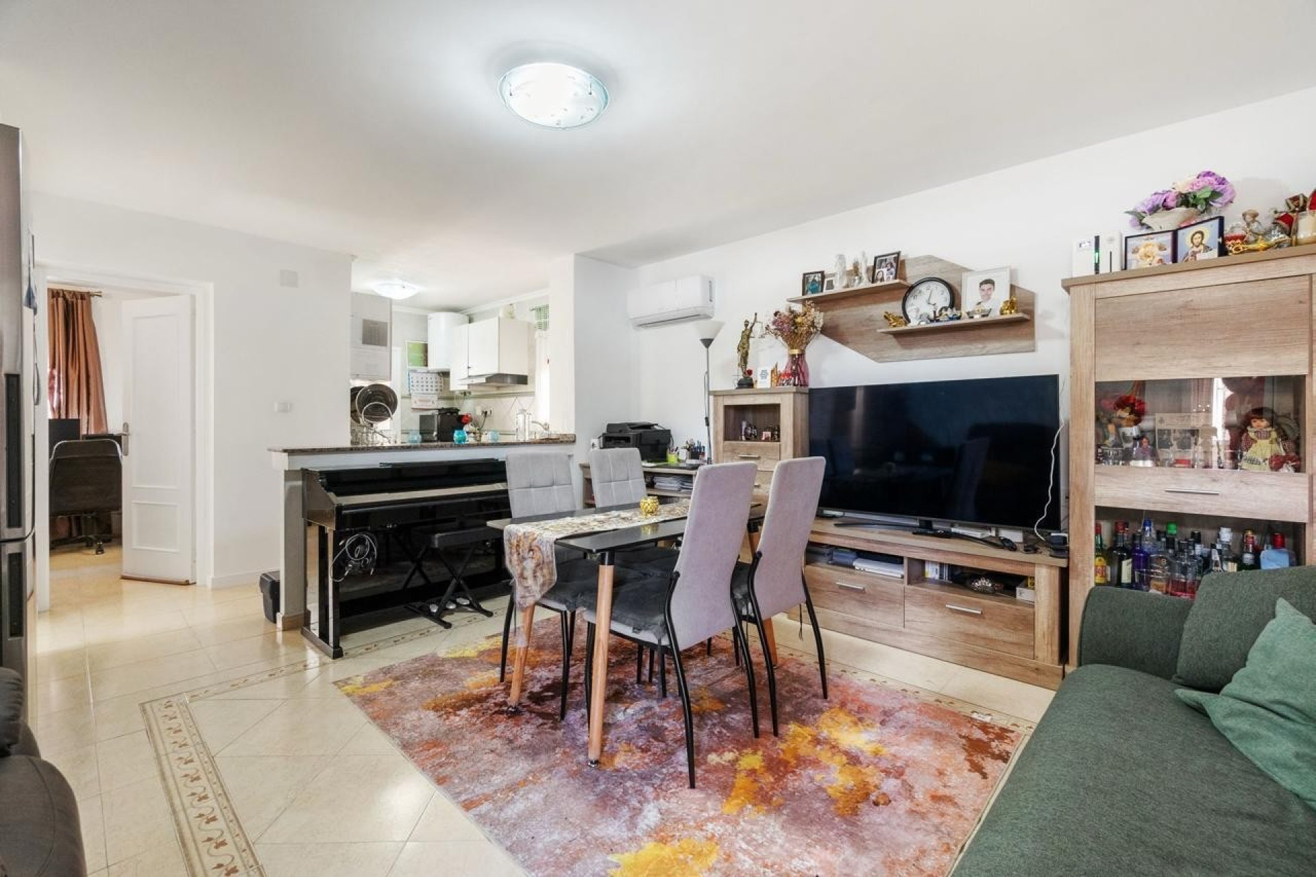 Resale - Villa -
Orihuela Costa - Villamartín