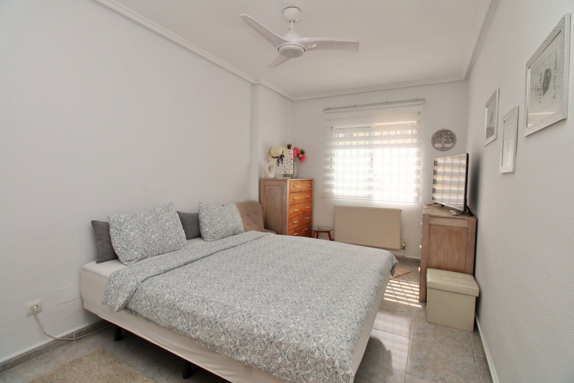 Resale - Villa -
Orihuela Costa - Villamartín