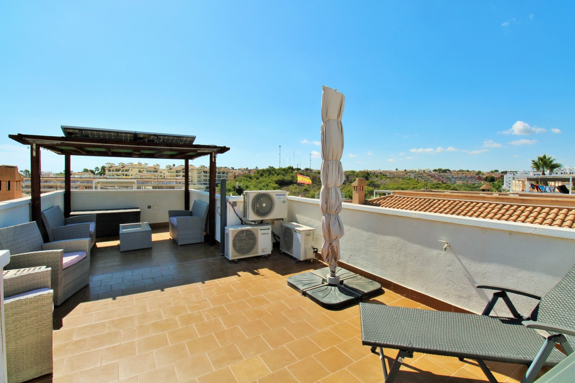 Resale - Villa -
Orihuela Costa - Villamartín