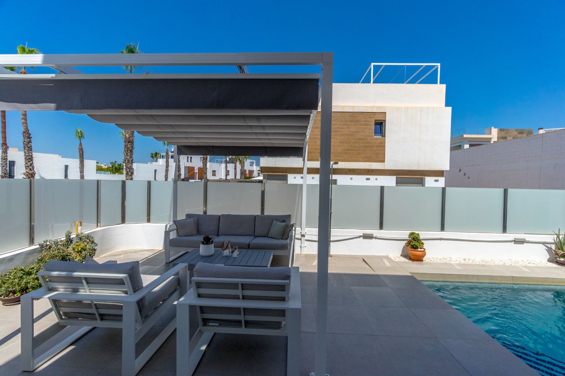 Resale - Villa -
Orihuela Costa - Villamartin