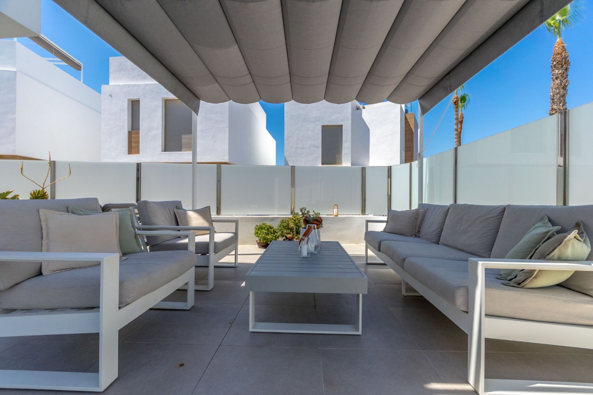 Resale - Villa -
Orihuela Costa - Villamartin