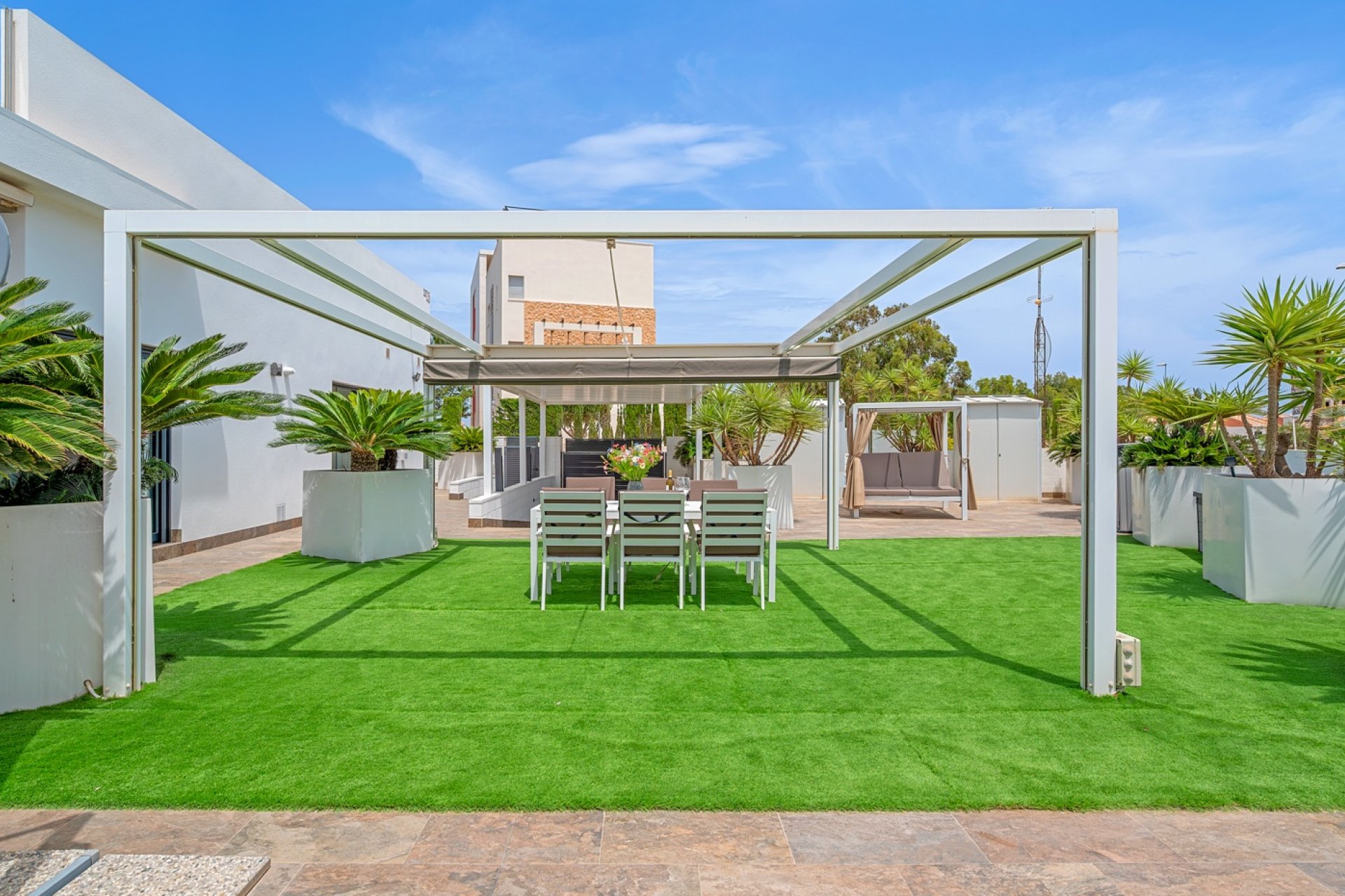 Resale - Villa -
Orihuela Costa - Villamartin