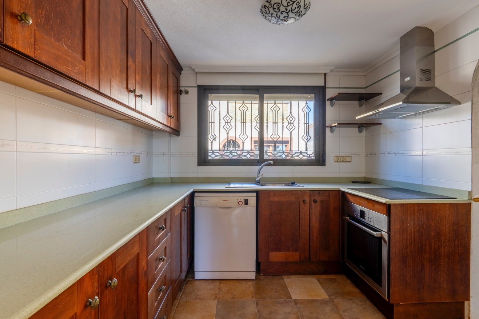 Resale - Villa -
Orihuela Costa - Villamartin