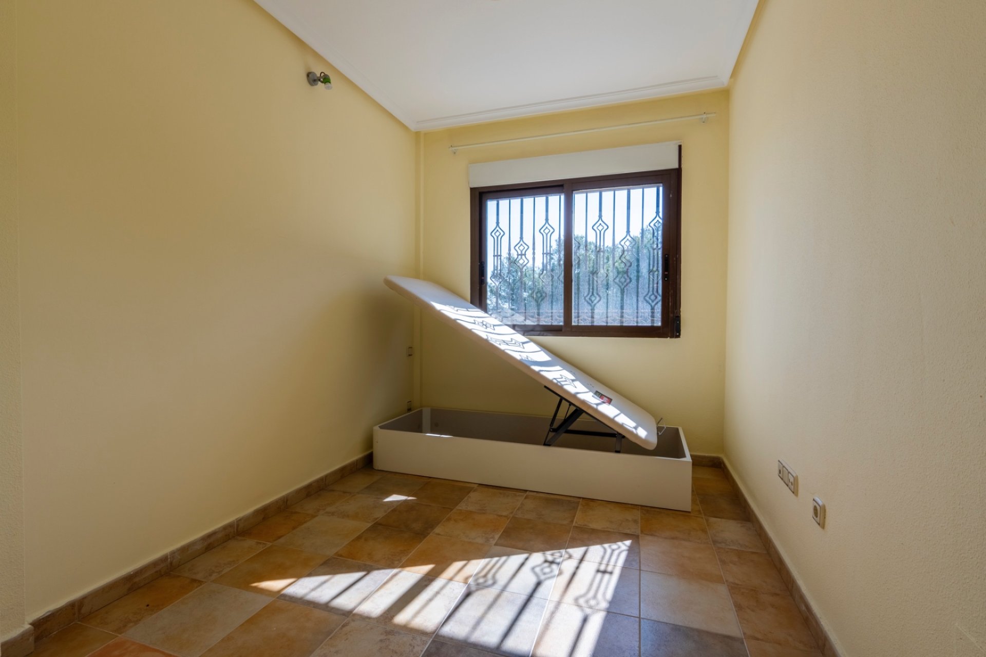 Resale - Villa -
Orihuela Costa - Villamartin