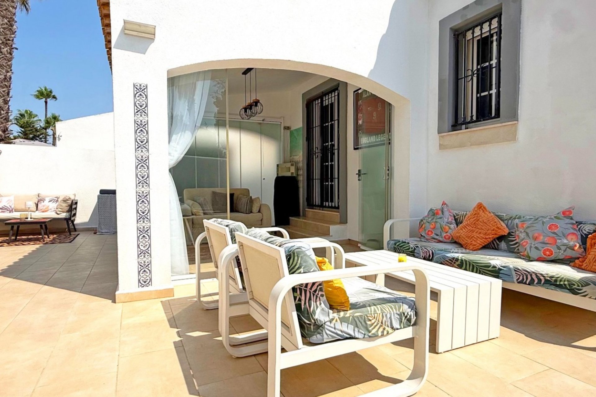 Resale - Villa -
Orihuela Costa - Villamartin