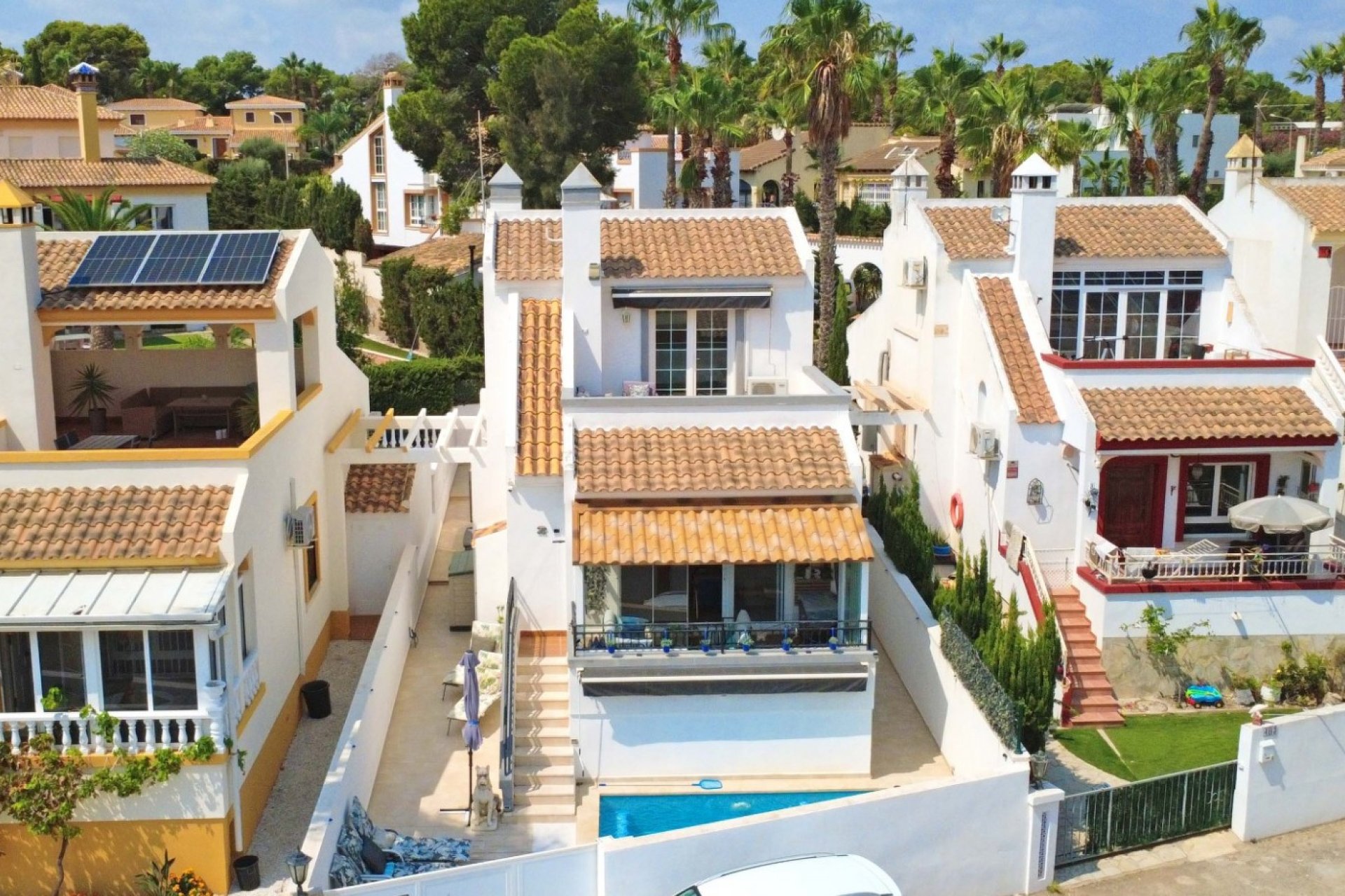 Resale - Villa -
Orihuela Costa - Villamartin