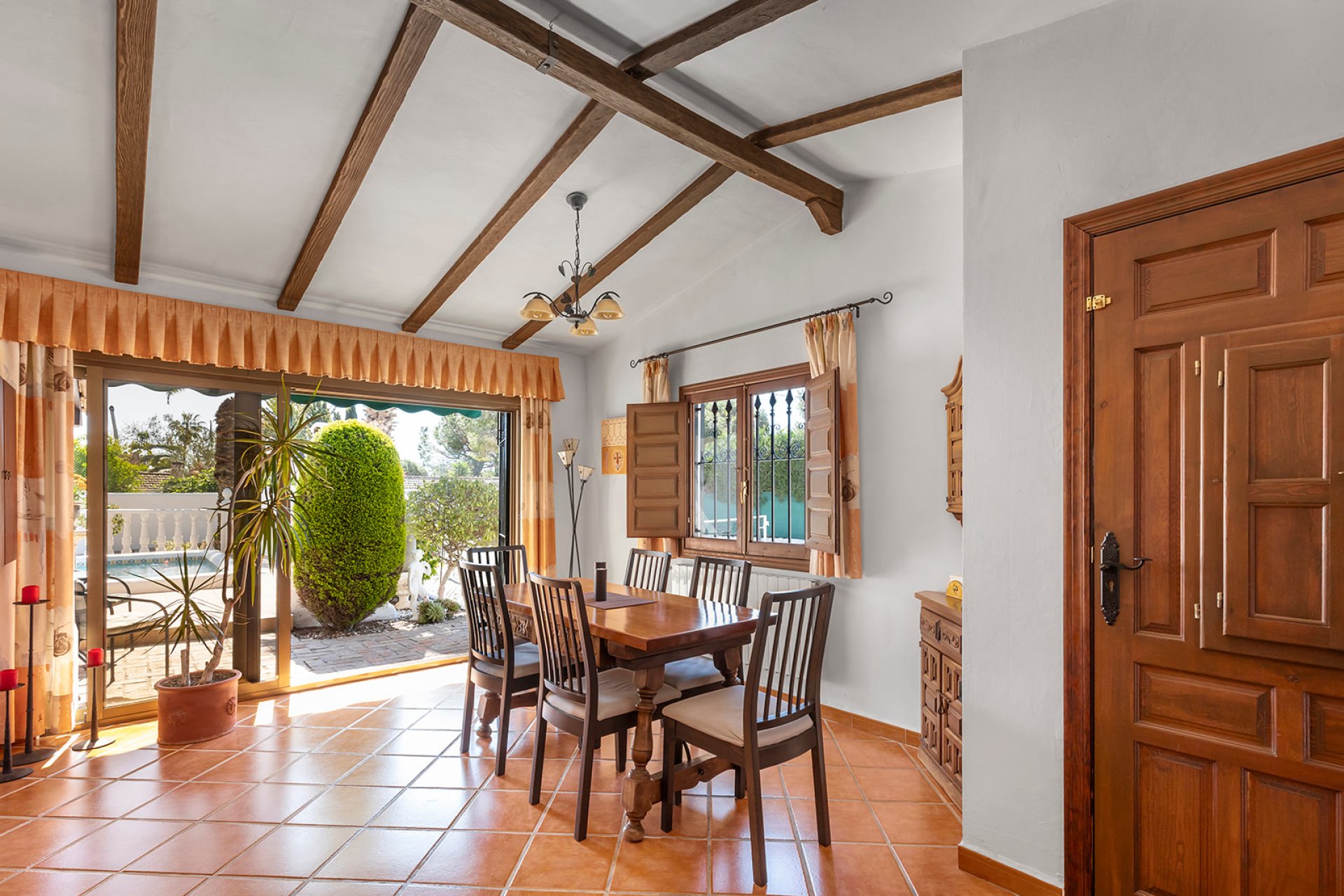 Resale - Villa -
Orihuela Costa - Villamartin