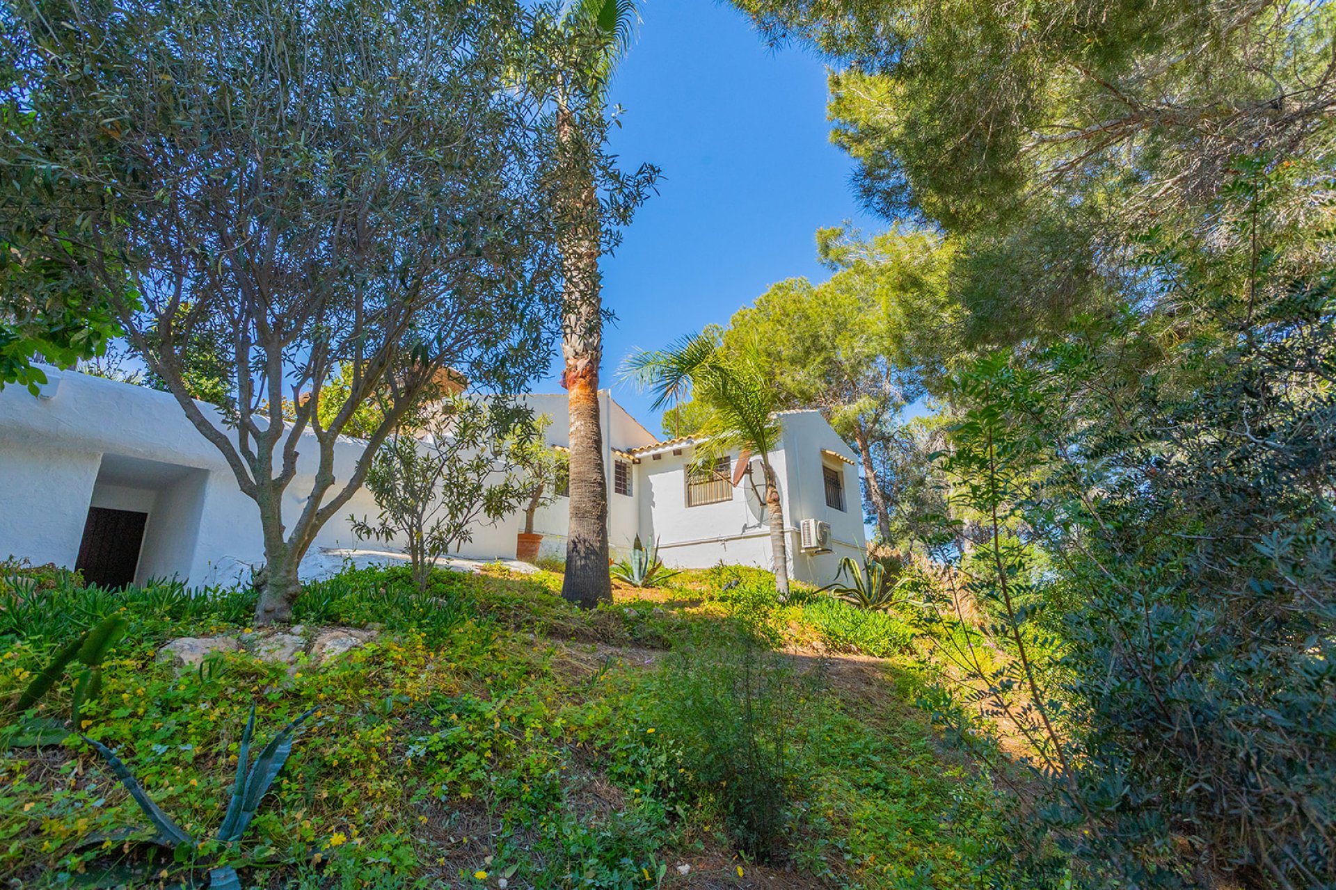 Resale - Villa -
Orihuela Costa - Villamartin