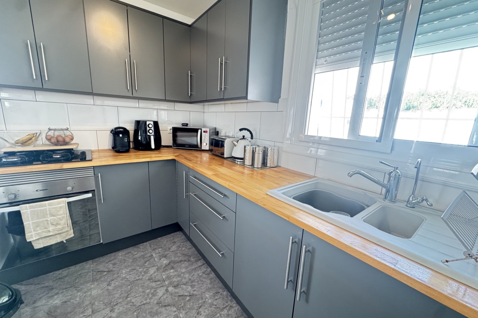 Resale - Villa -
Orihuela Costa - Villamartin