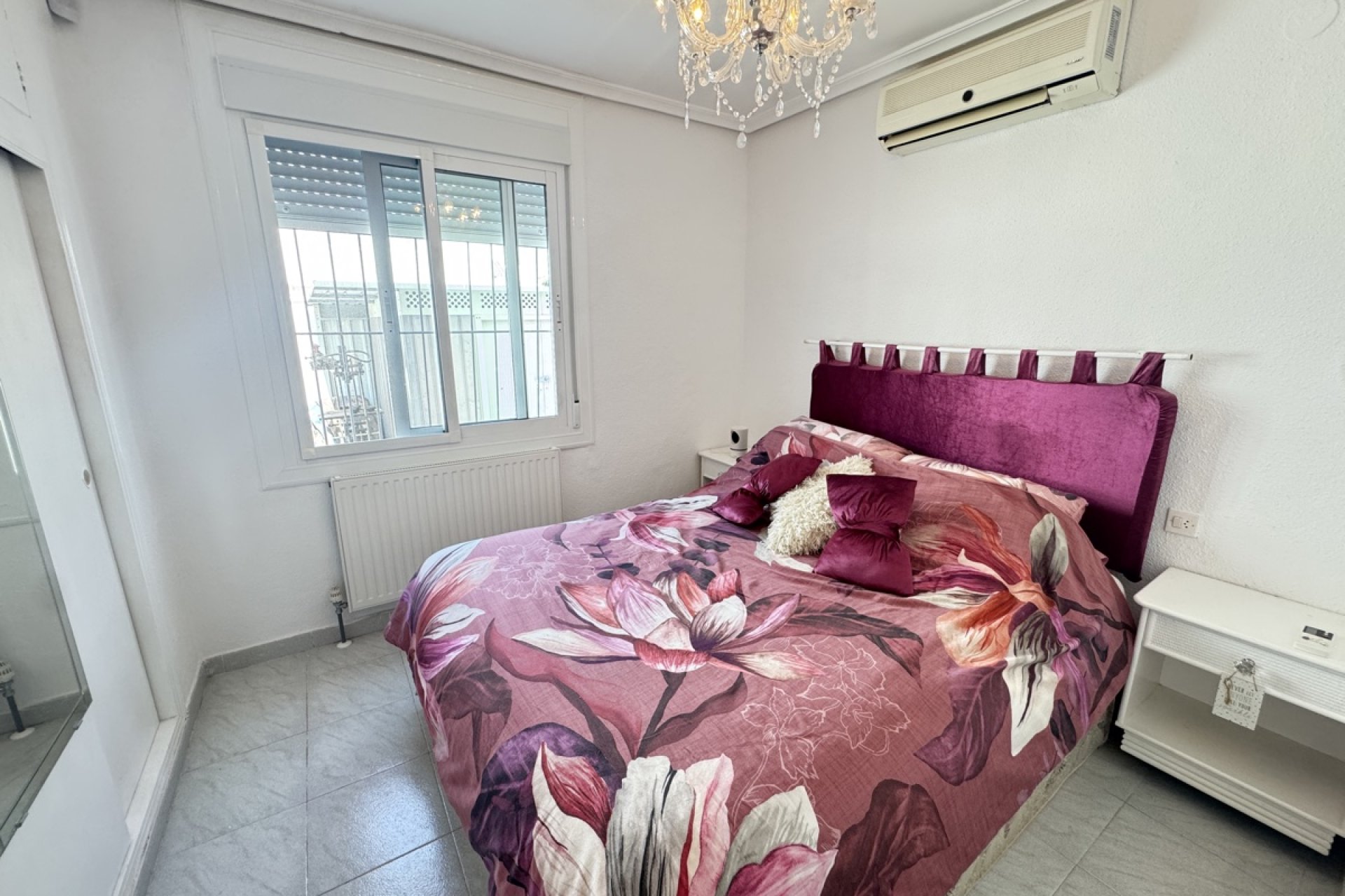 Resale - Villa -
Orihuela Costa - Villamartin