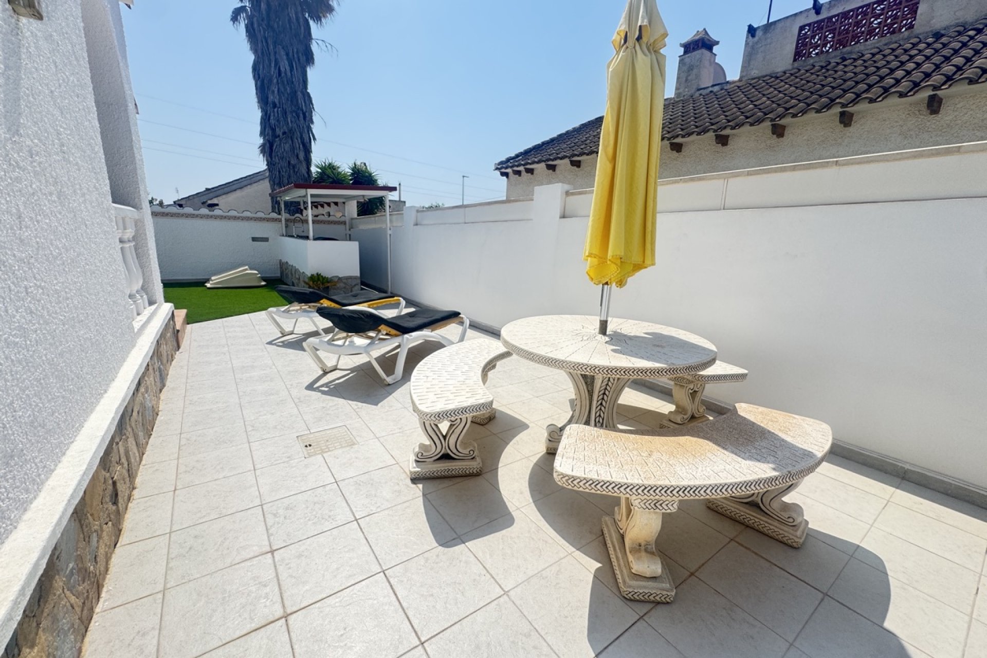 Resale - Villa -
Orihuela Costa - Villamartin