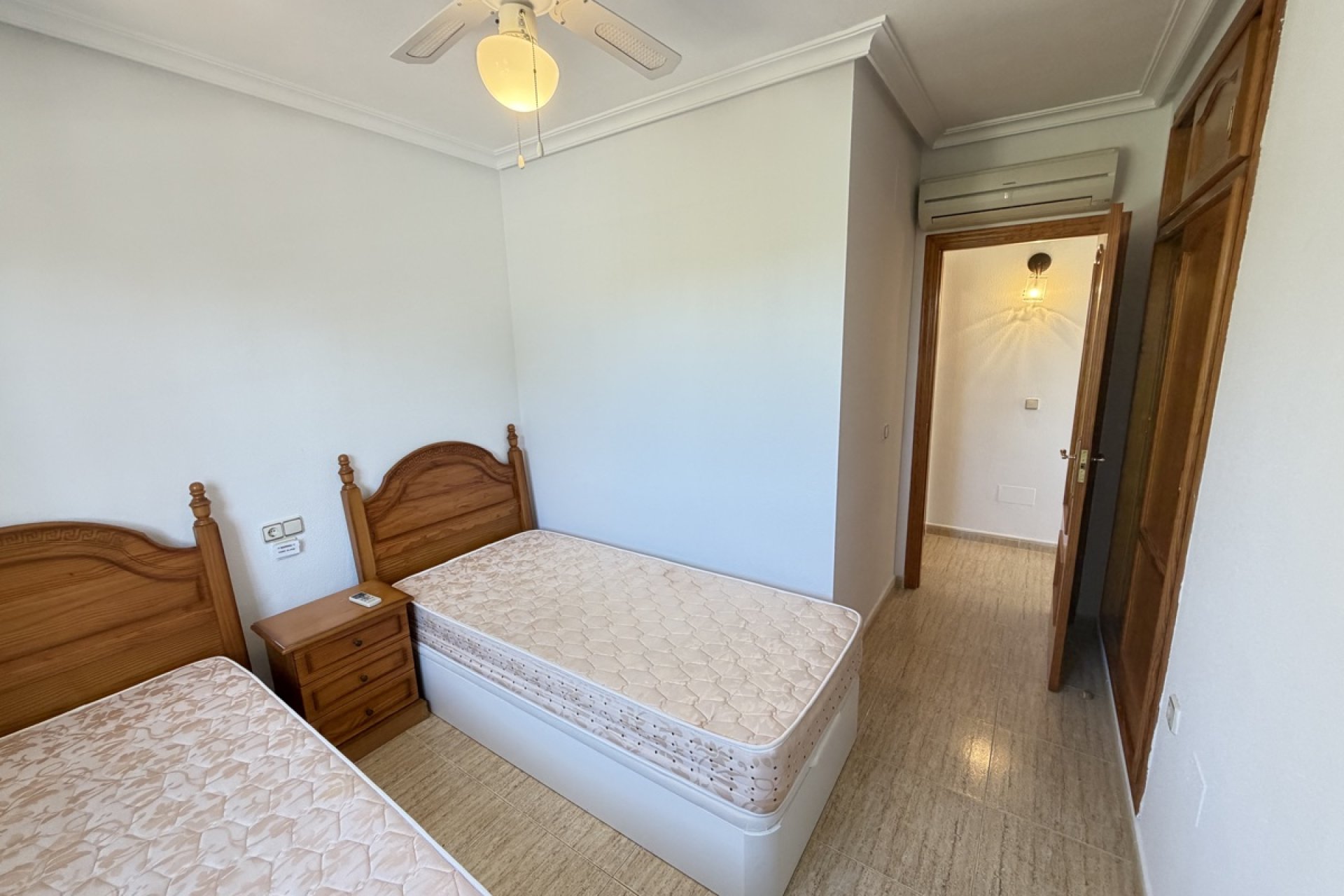 Resale - Villa -
Orihuela Costa - Villamartin