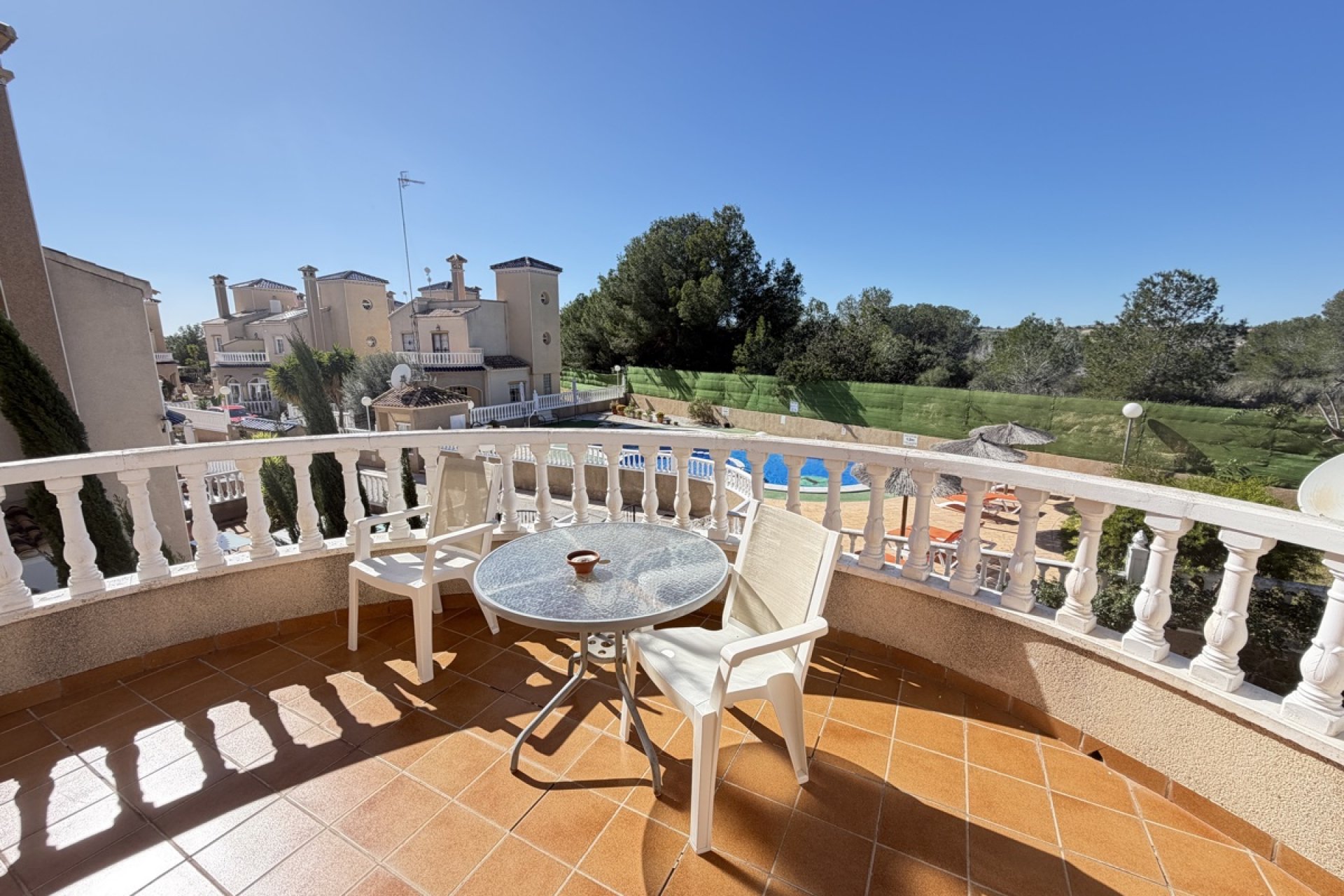 Resale - Villa -
Orihuela Costa - Villamartin