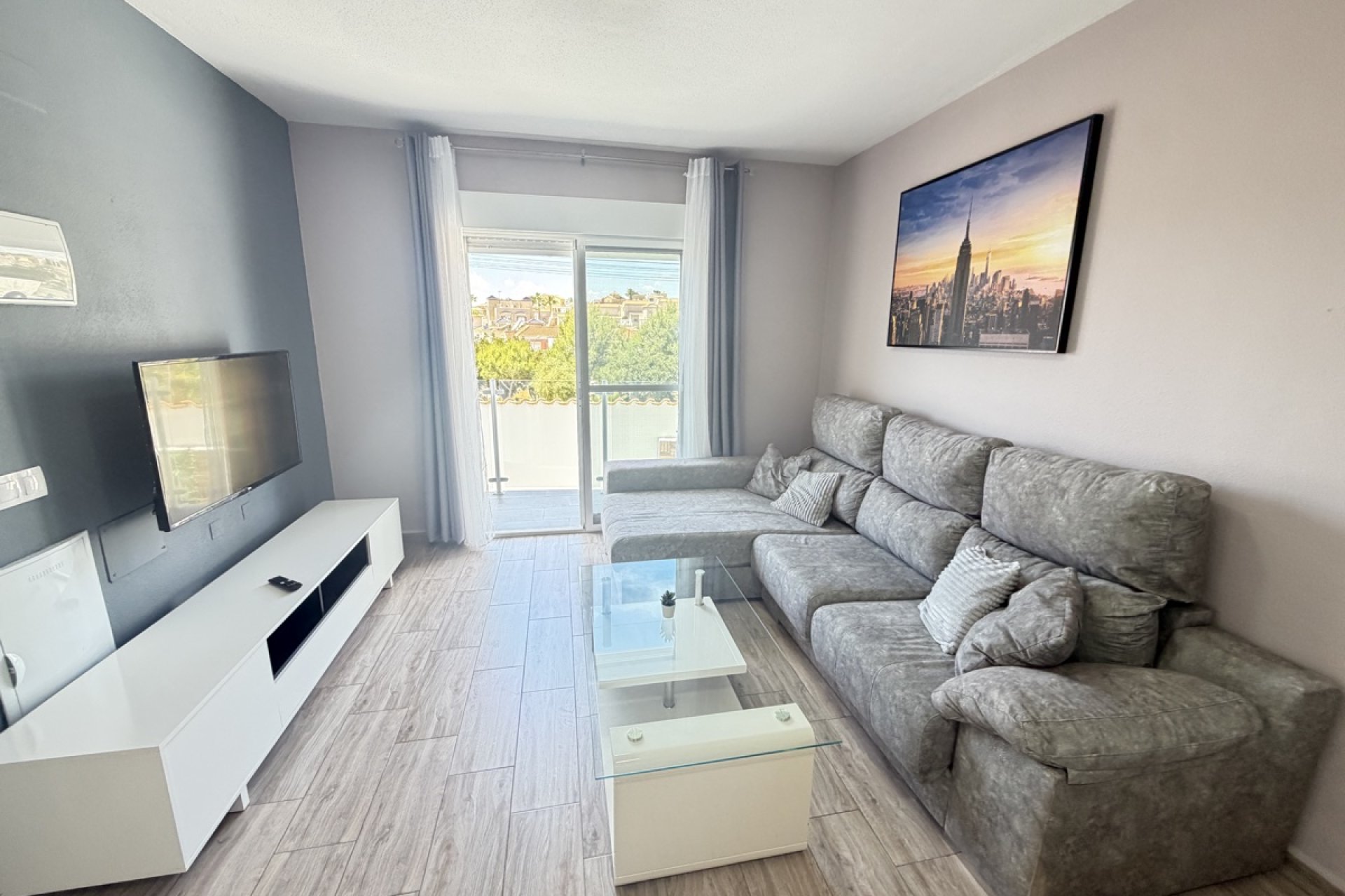 Resale - Villa -
Orihuela Costa - Villamartin